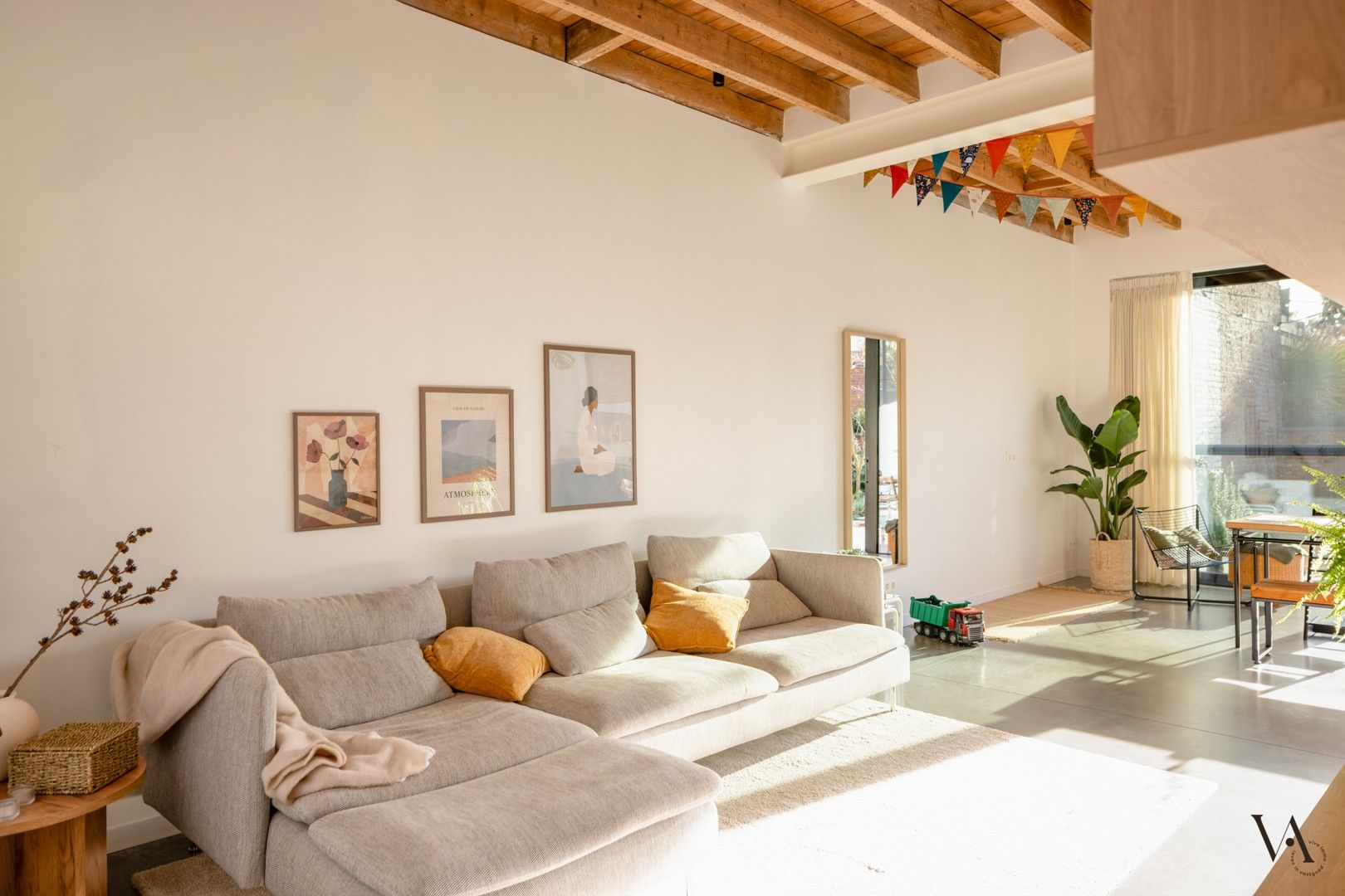 Prachtig gerenoveerde gezinswoning met grote tuin foto 6