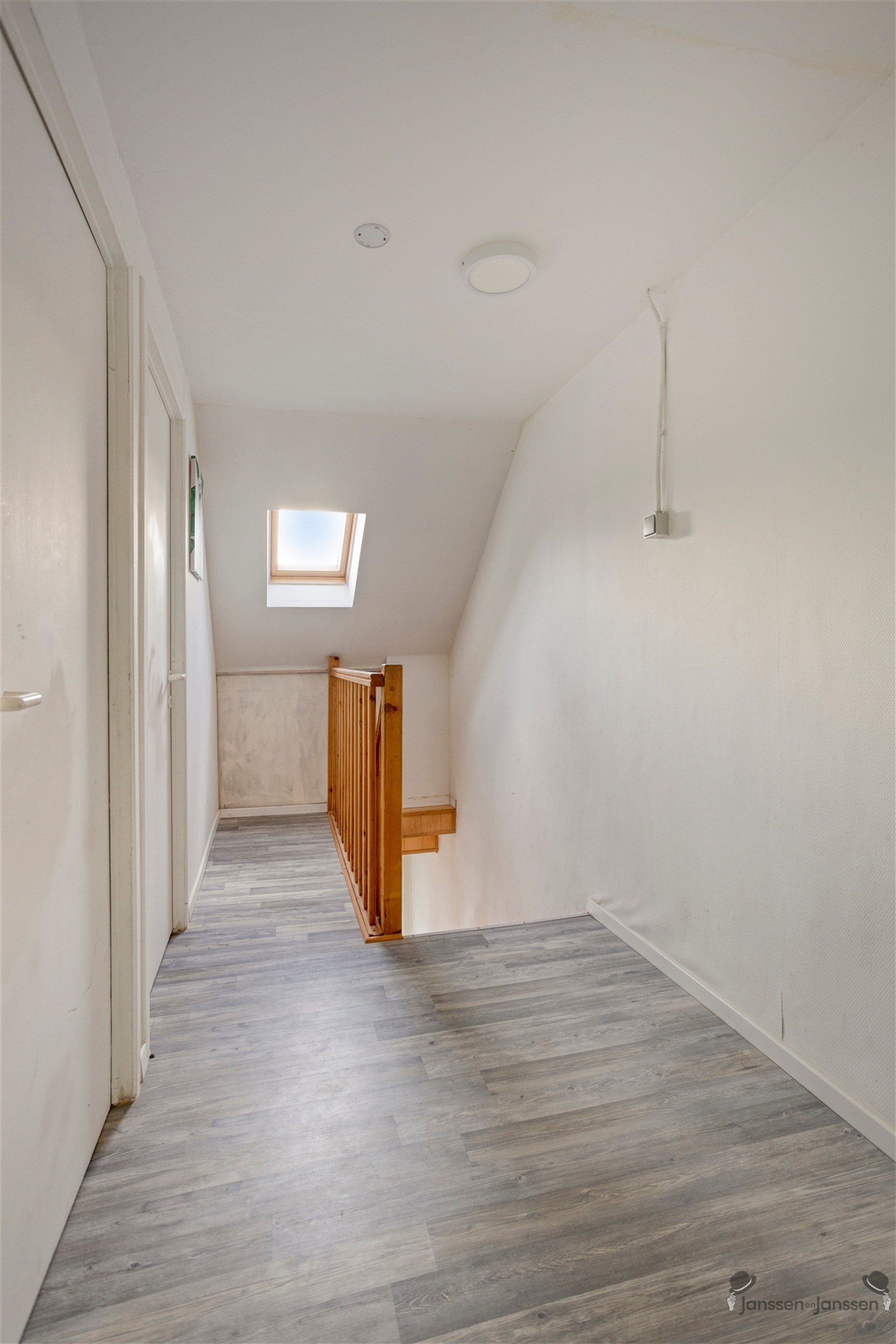 Gerenoveerde woning met 3 private parkeerplaatsen en stadstuin in hartje Diest foto 16