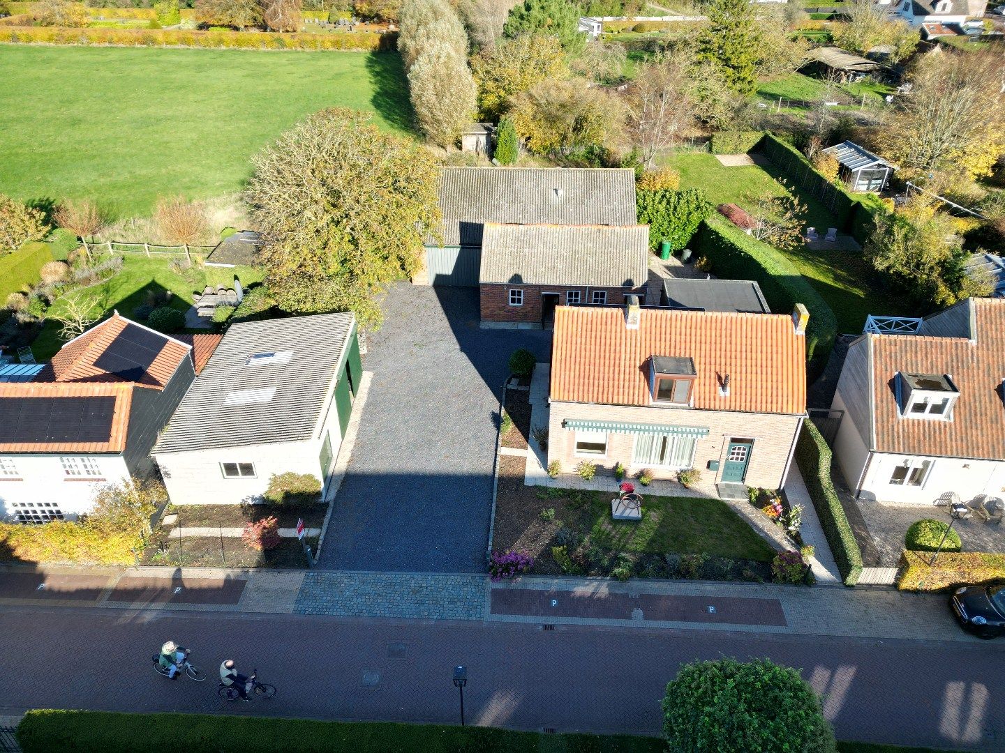 Landelijk wonen in dorpskern   foto 3
