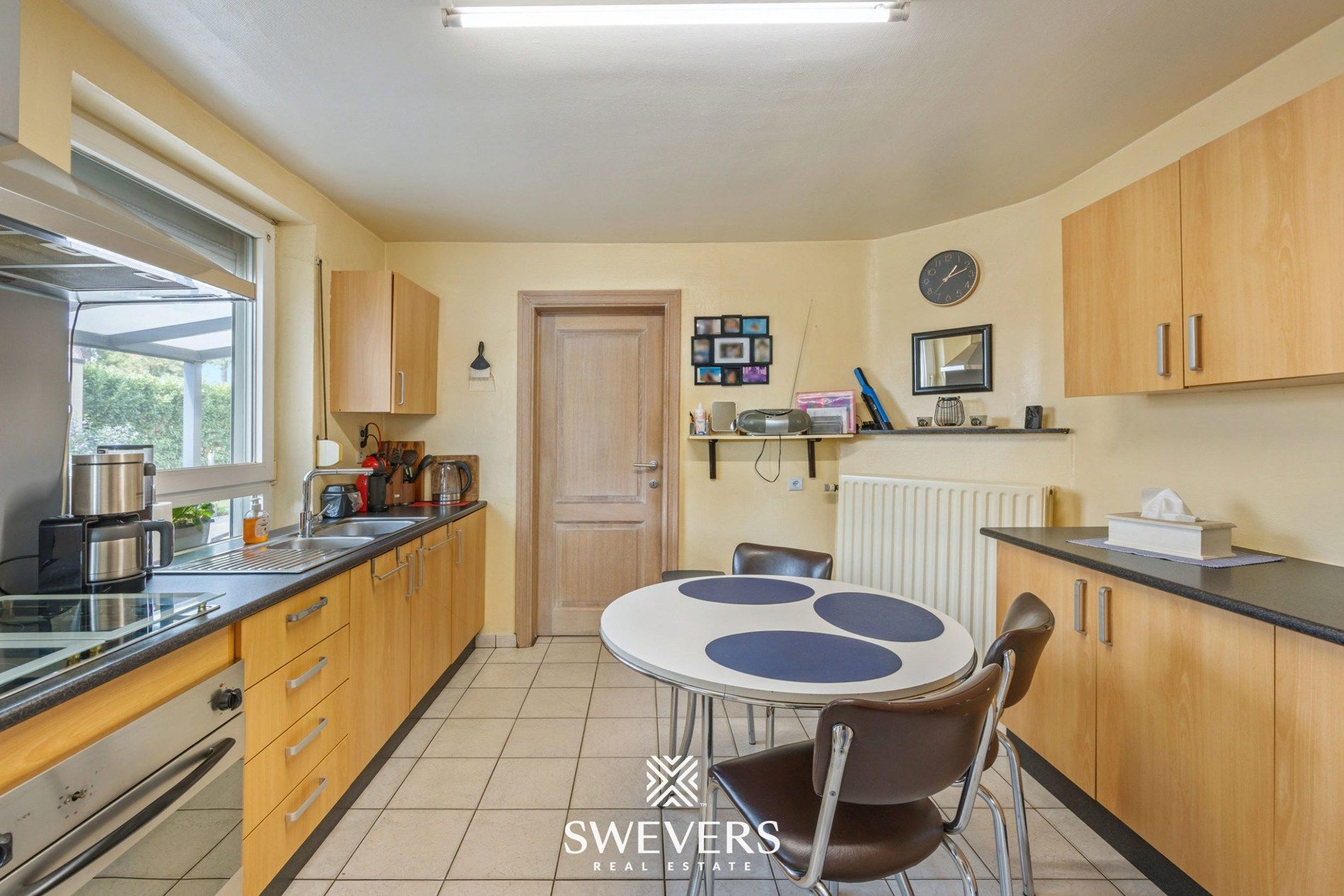 Instapklare gezinswoning met ruimte, tuin en rendement in Leopoldsburg foto 13