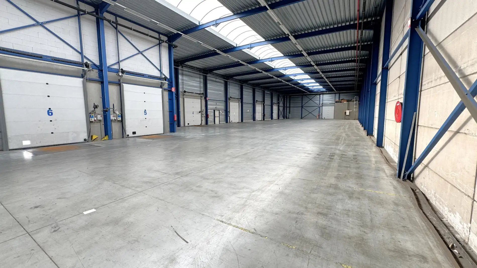 Logistiek bedrijfspand te huur industriezone TSS te Temse foto 3
