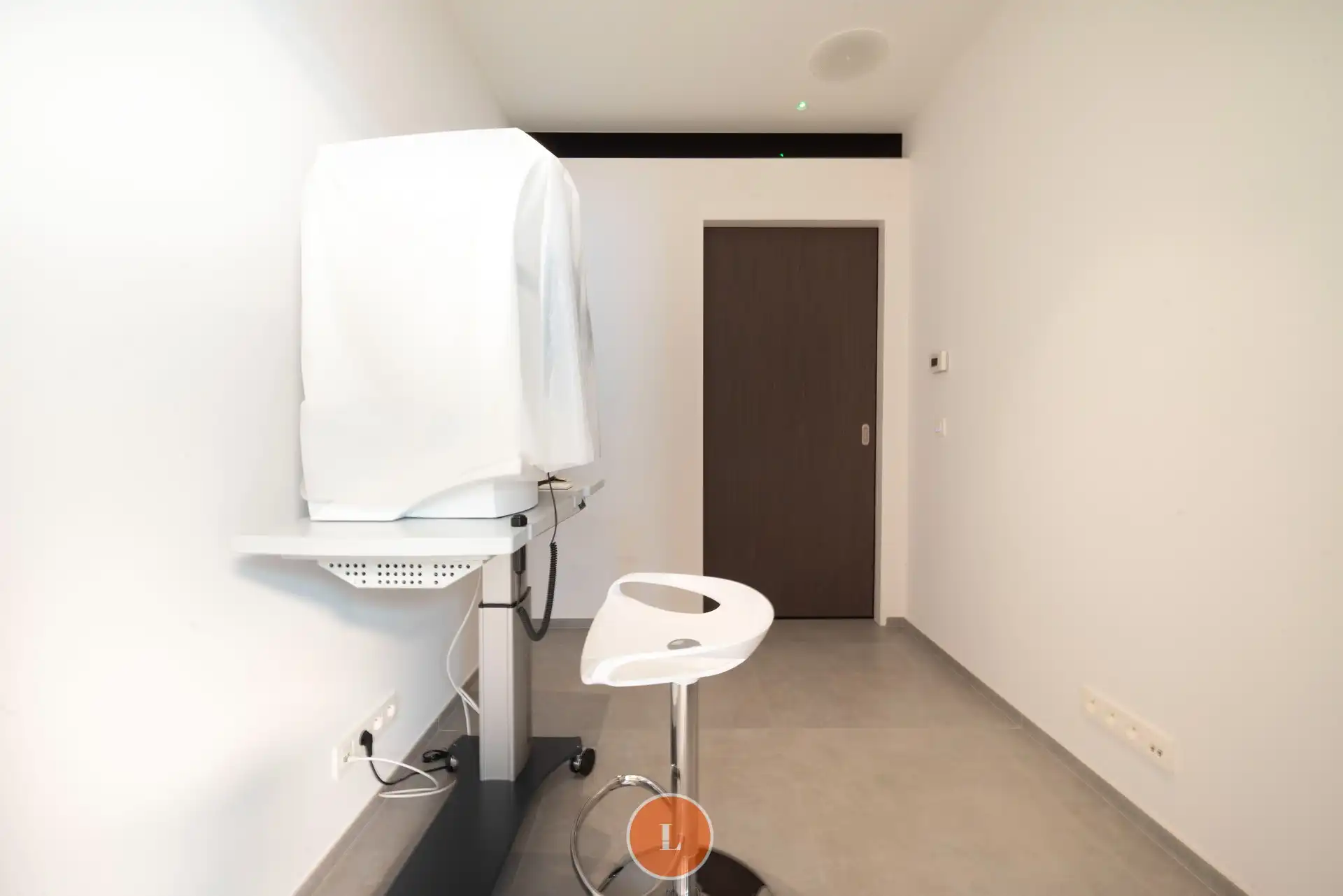 Klassevolle praktijkruimte te huur – hoogwaardige nieuwbouw (2021) foto 8