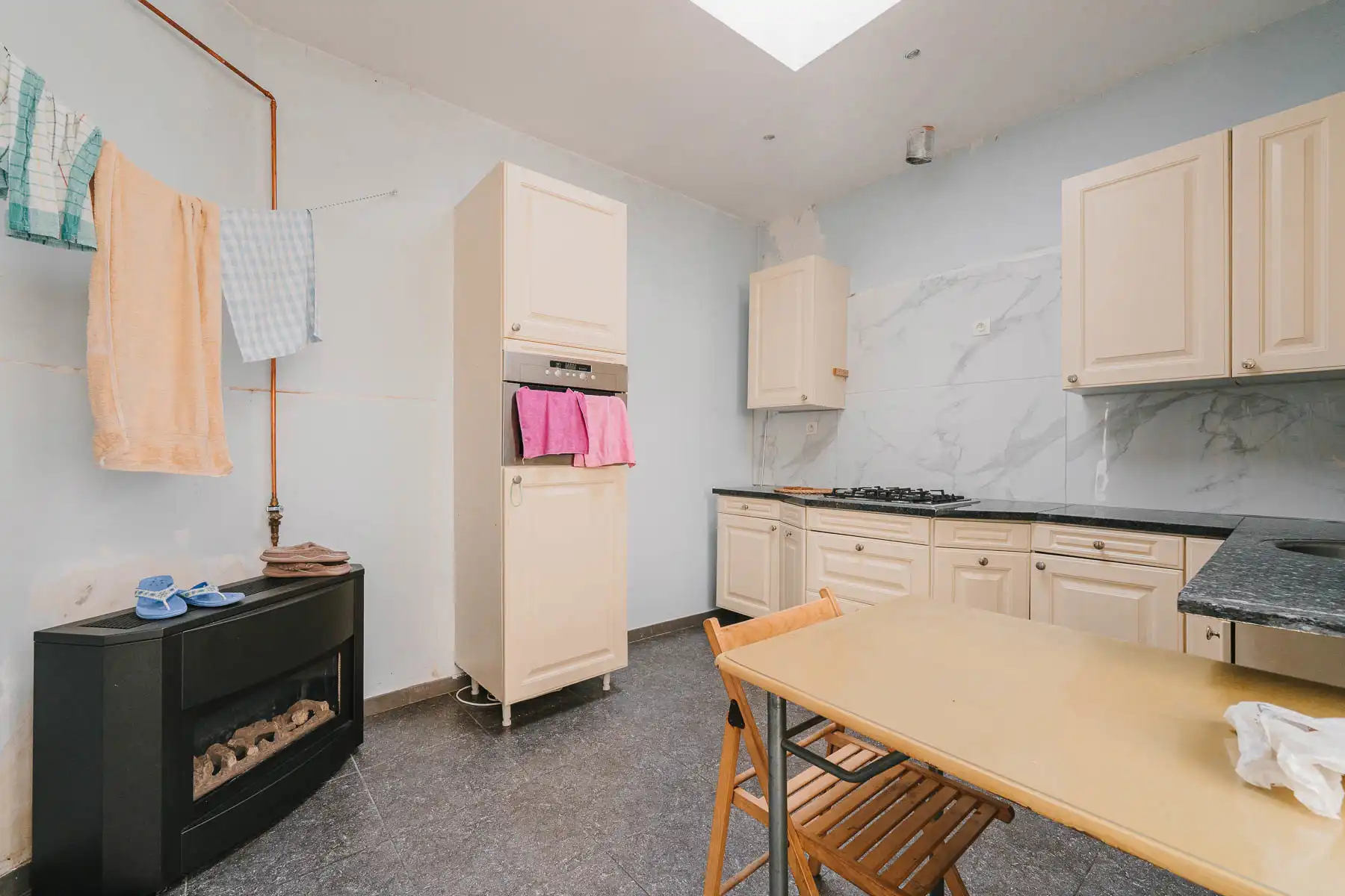 Karaktervol renovatieproject met garage te Mechelen foto 7