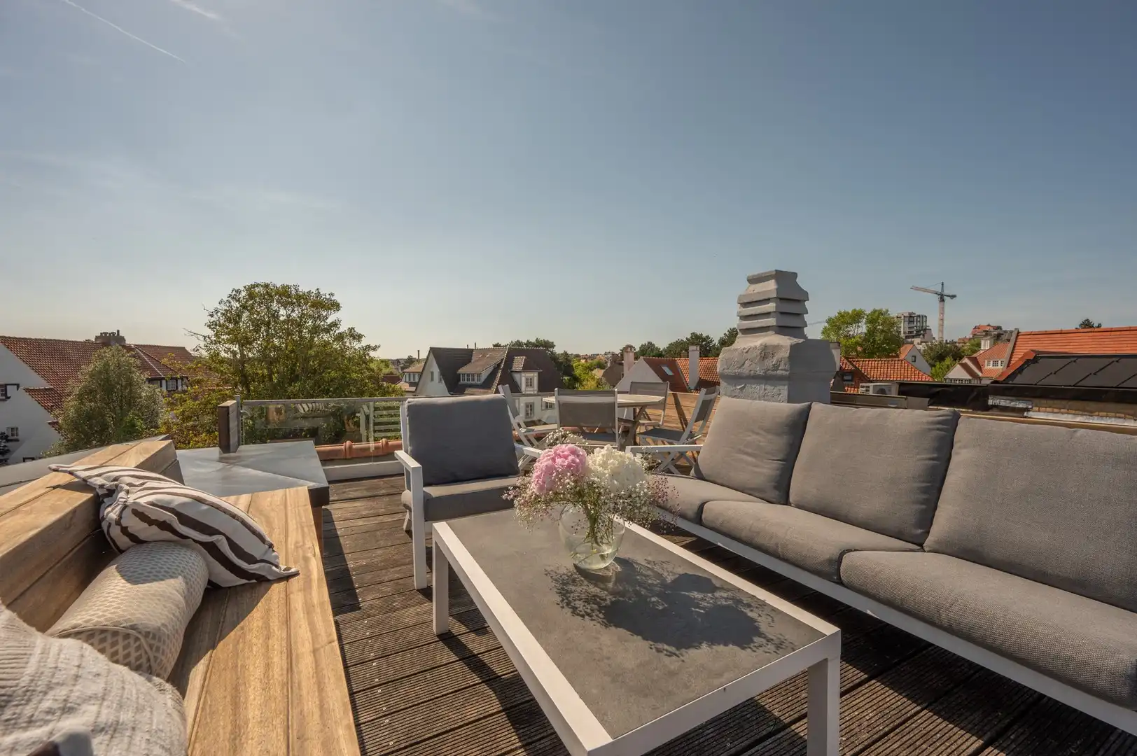 Charmante woning vlakbij het Dominicanenkerkje in het hart van Het Zoute. foto 8