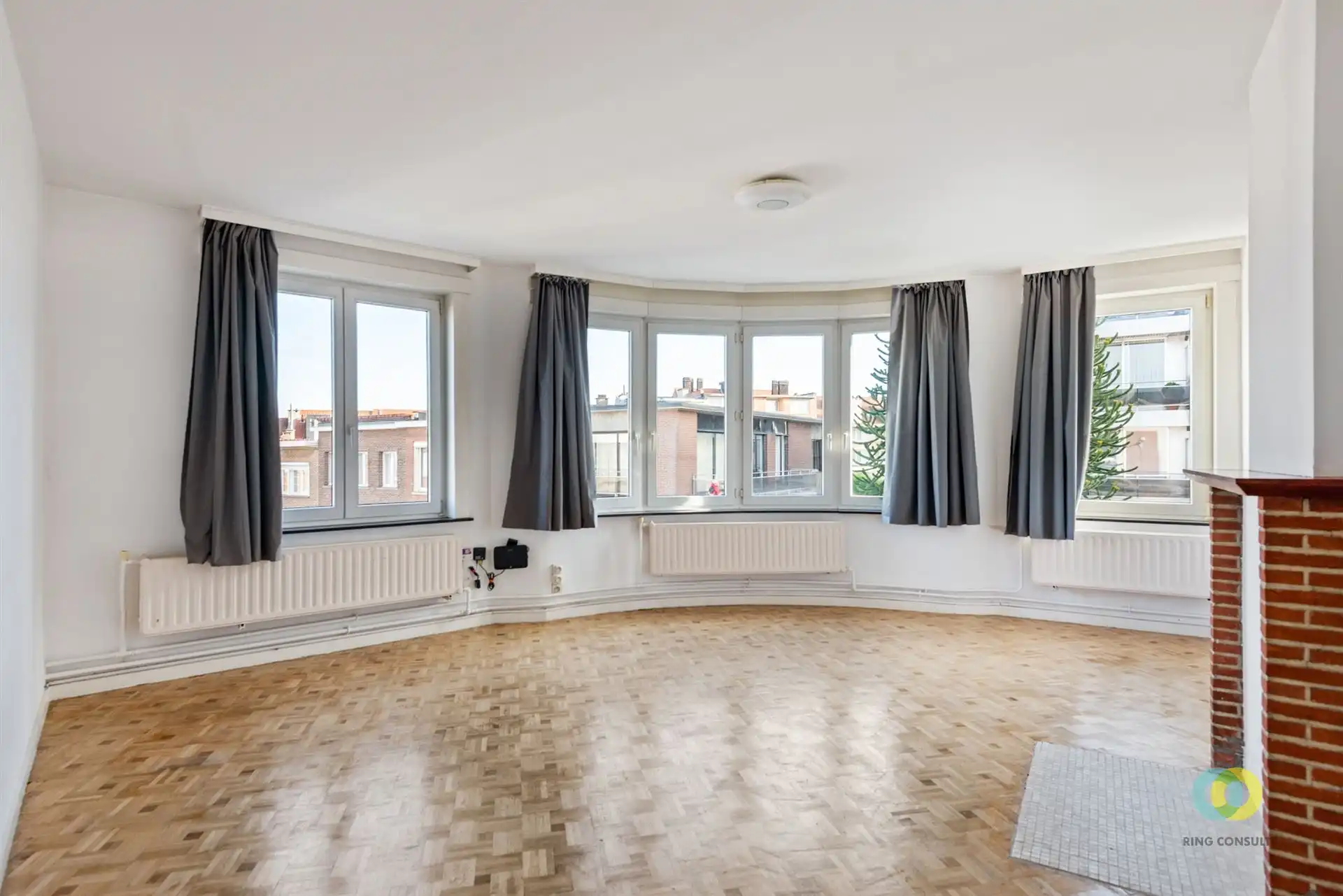 Appartement 2 slaapkamers in klein gebouw foto 2