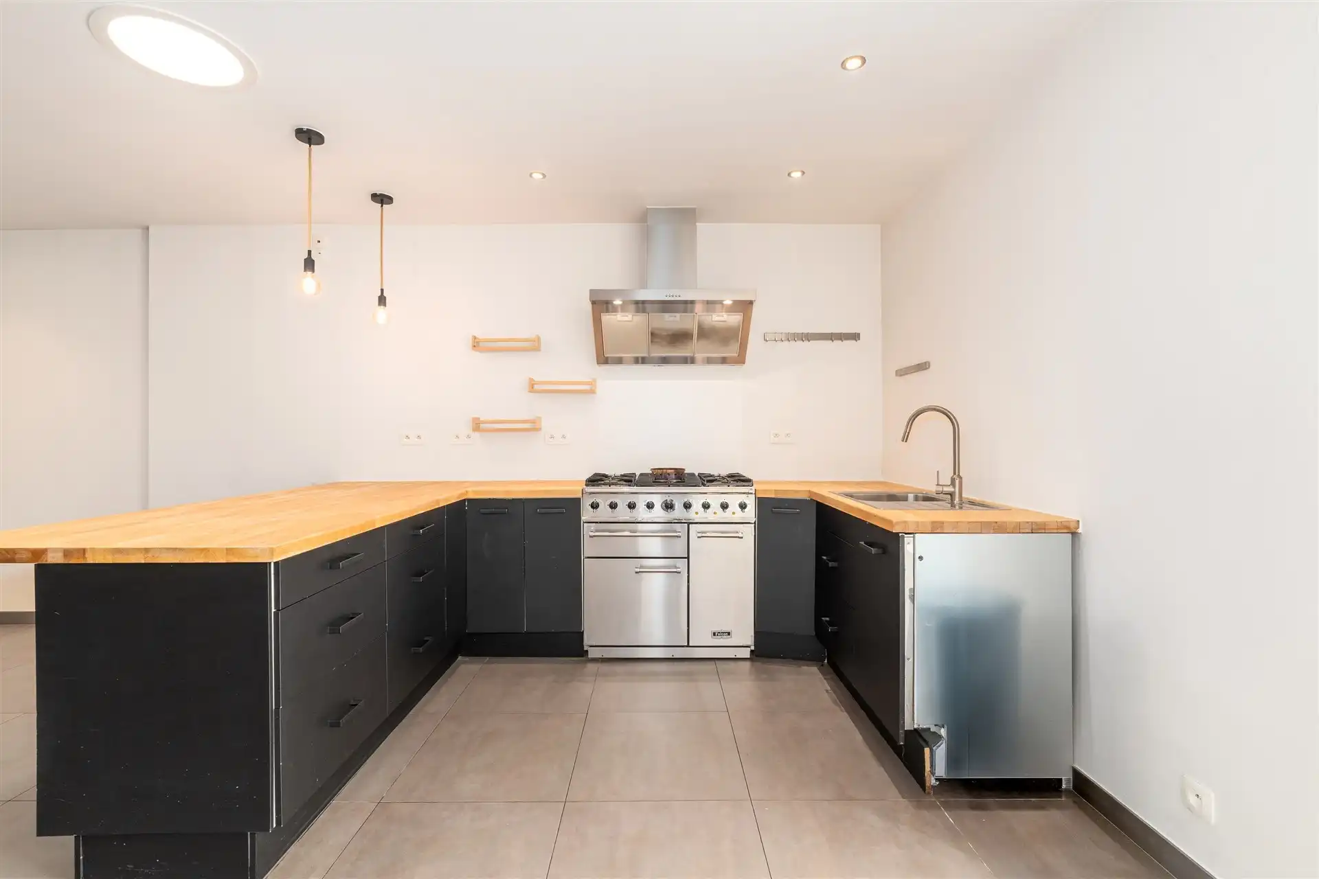 Instapklare, energiezuinige woning met tuin in Wetteren foto 11