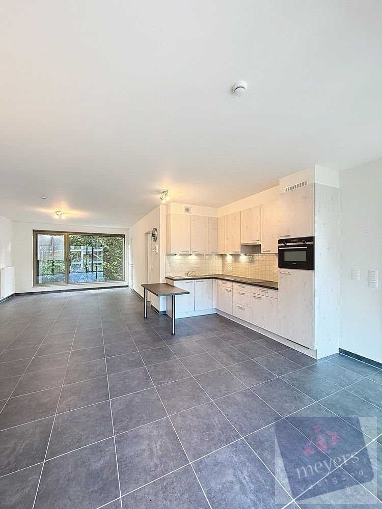 Assistentiewoning met terras en autostaanplaats in het hart van Hasselt foto 7