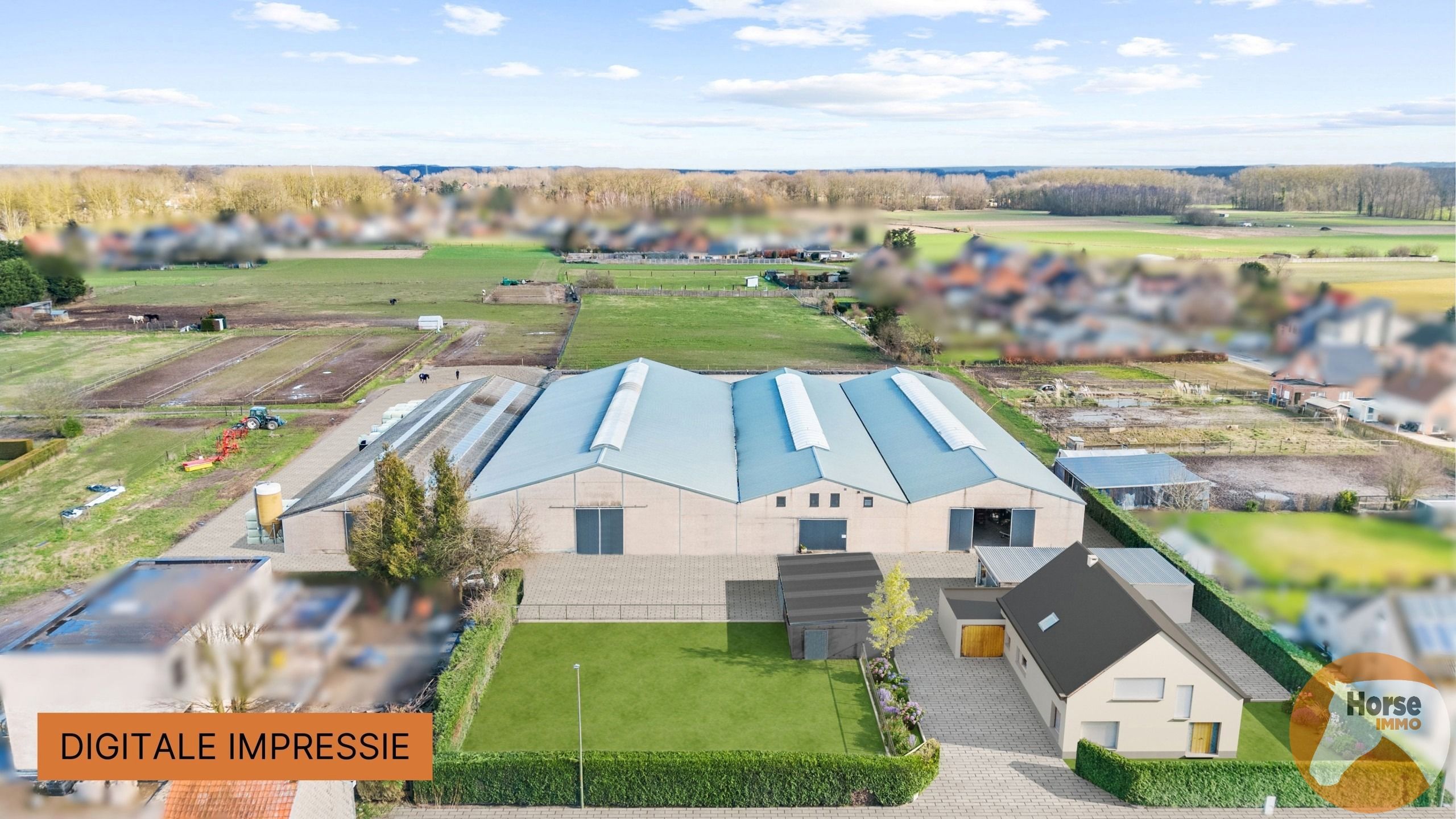 KAMPENHOUT - Professionele paardenaccommodatie op 4ha28 foto {{pictureIndex}}