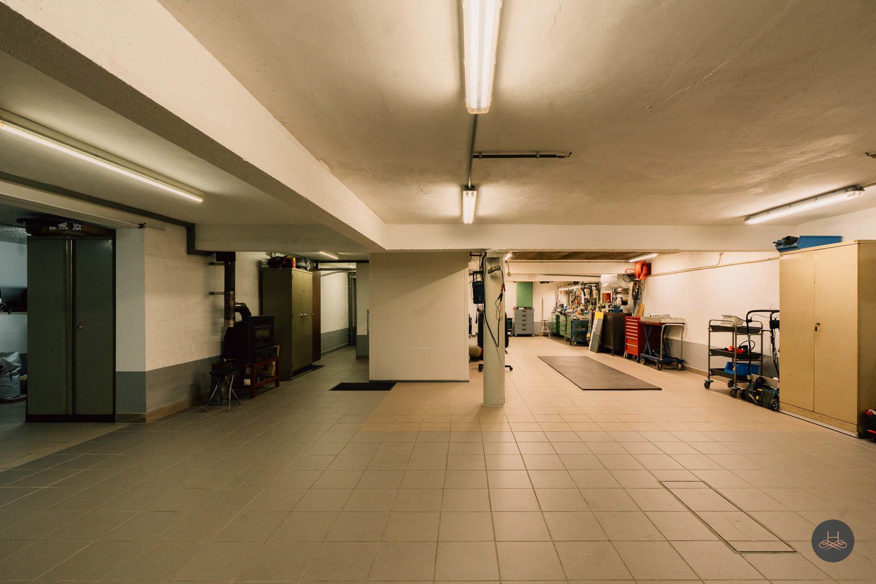 Ruime energiezuinige gezinswoning met veel parkeerplaatsen foto 15