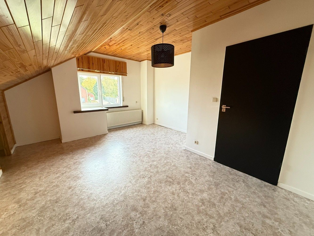 Charmante halfopen bebouwing met 2 slaapkamers foto 6