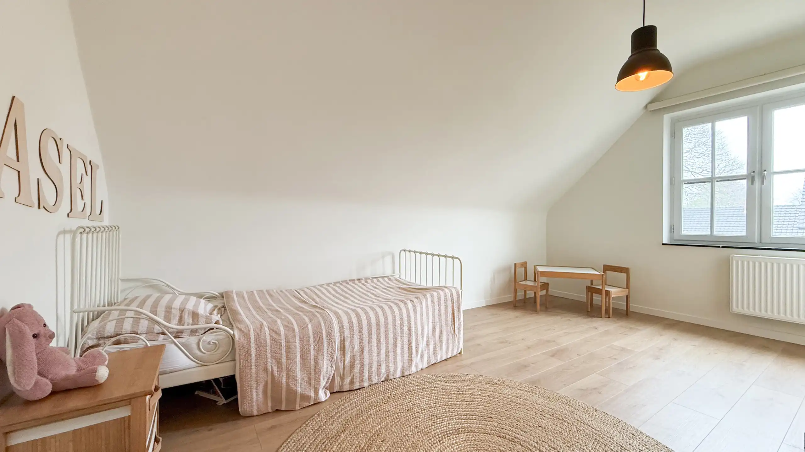 Instapklare open bebouwing met 4 slpk en 2 leefruimtes! foto 22