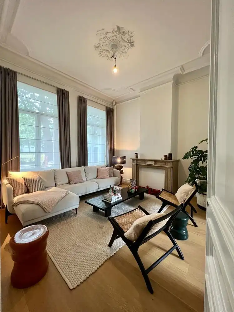 Exclusief herenhuis met tuin gelegen aan de Coupure foto 3