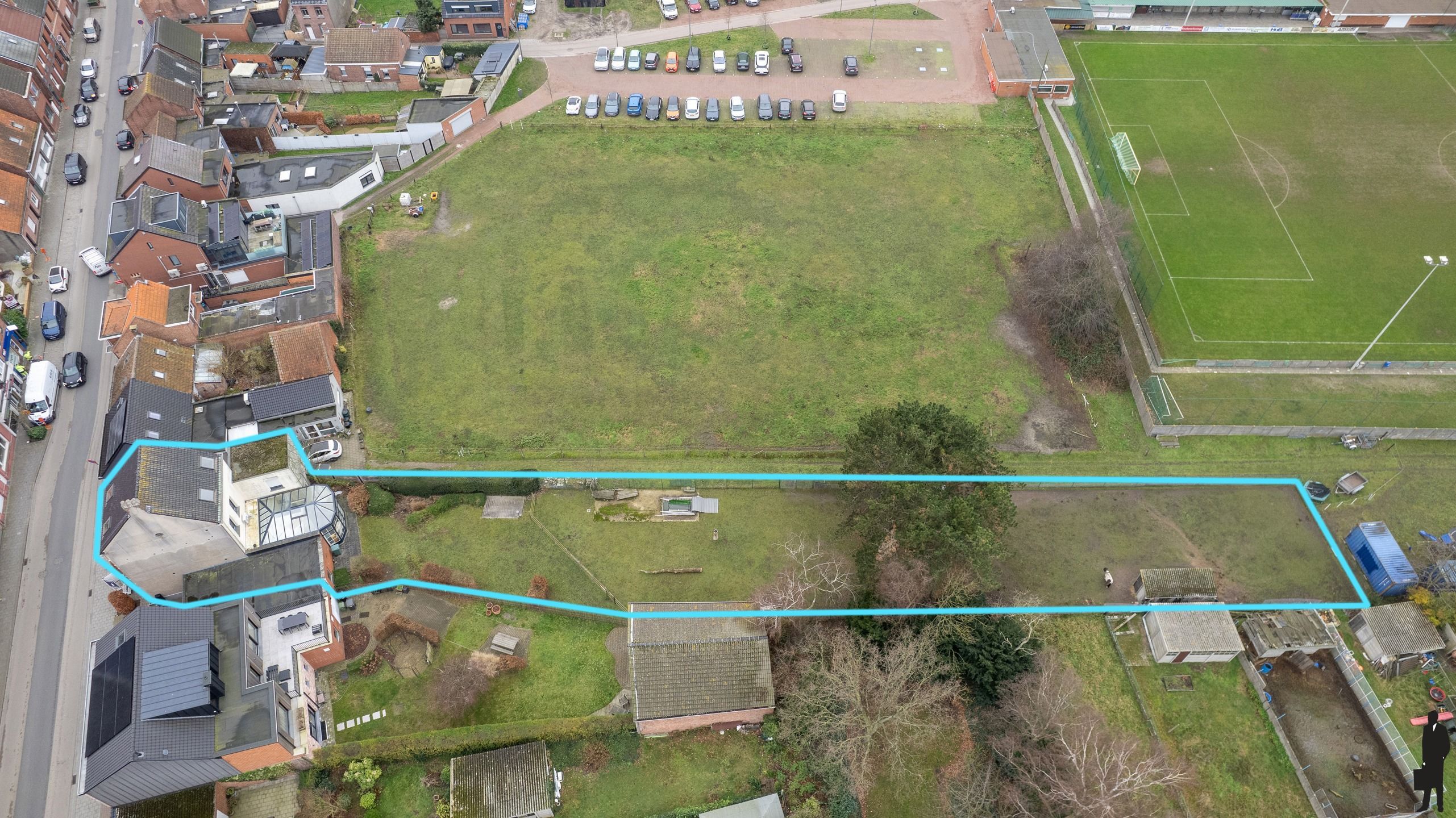 Deels gerenoveerde parel met mogelijkheden en weidegrond! foto 35