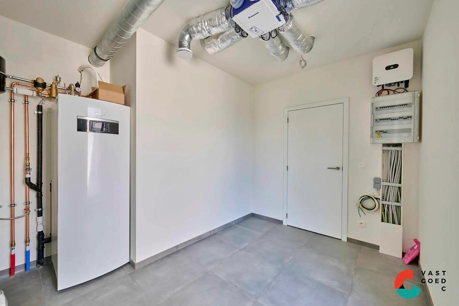 Instapklaar appartement met terras nabij het centrum foto 4
