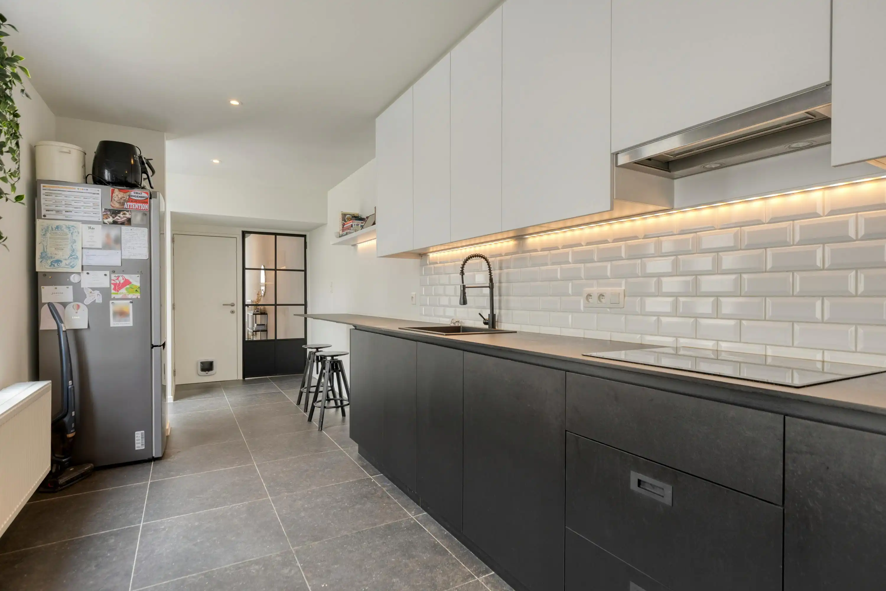 Knappe burgerwoning met 4 slaapkamers te Gent foto 8