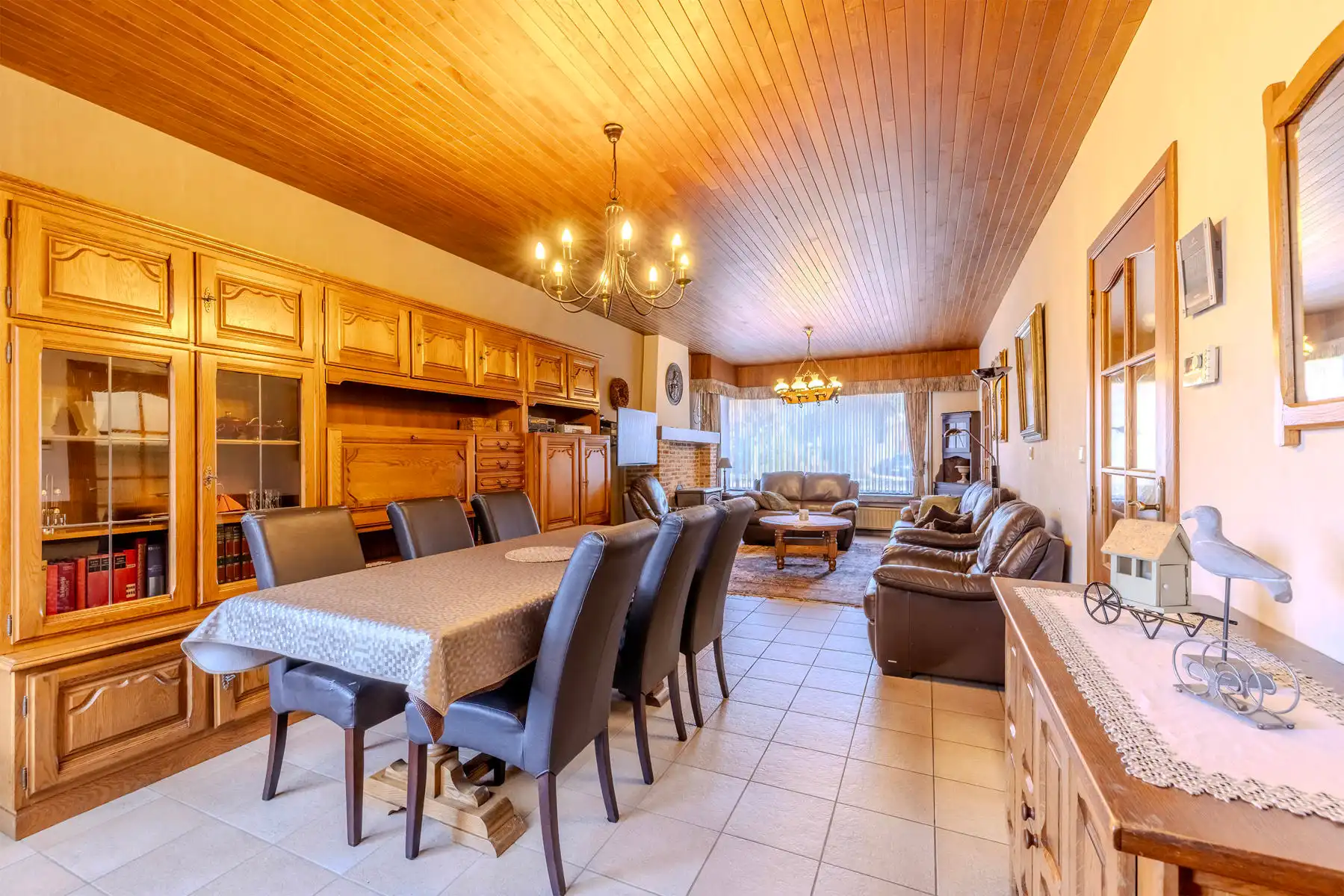 HOB met 3 slpk, garage en tuin op ZW perceel van 700m² foto 7