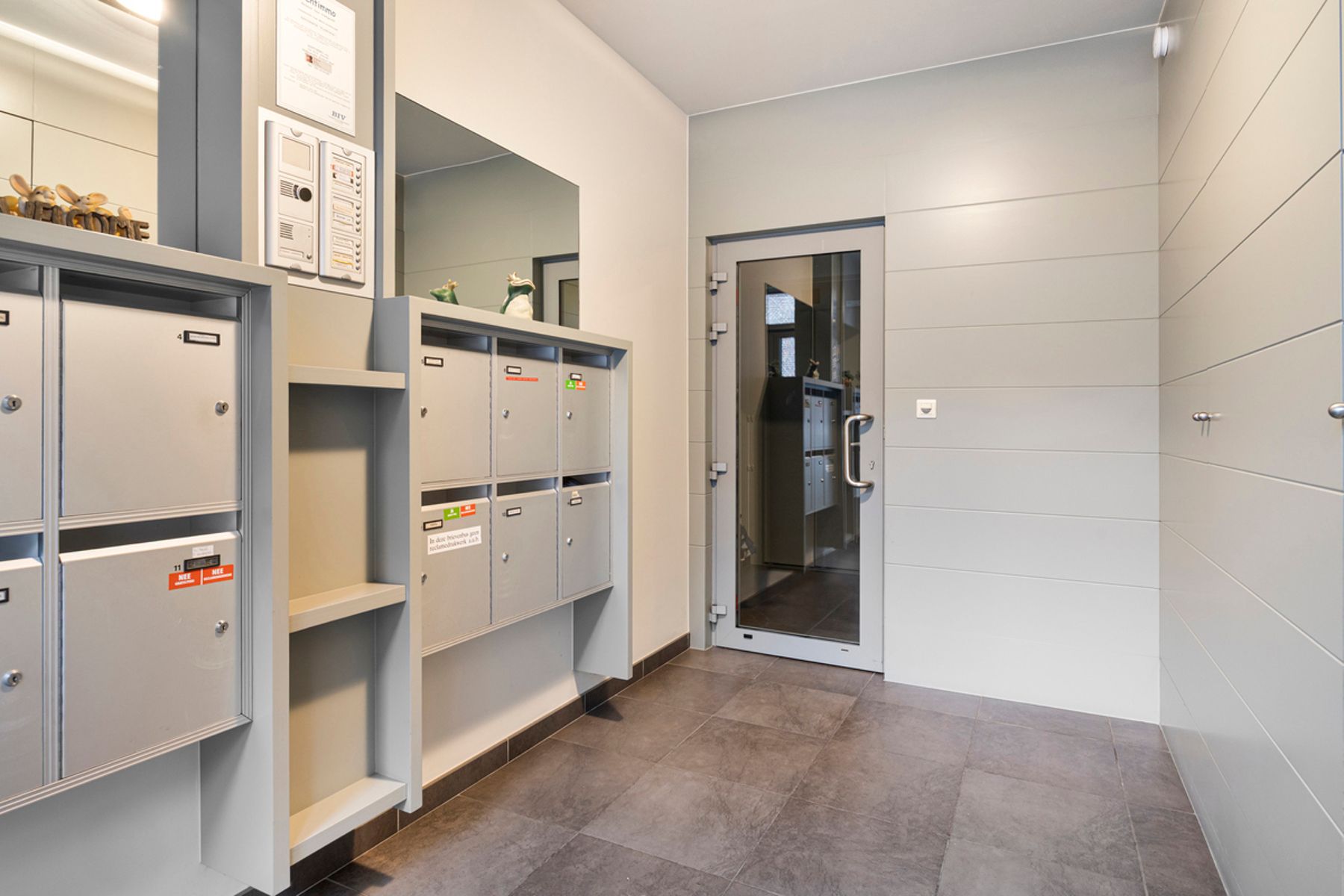 Instapklaar  en energiezuinig appartement met 3 slaapkamers in het hart van Dendermonde! foto 2