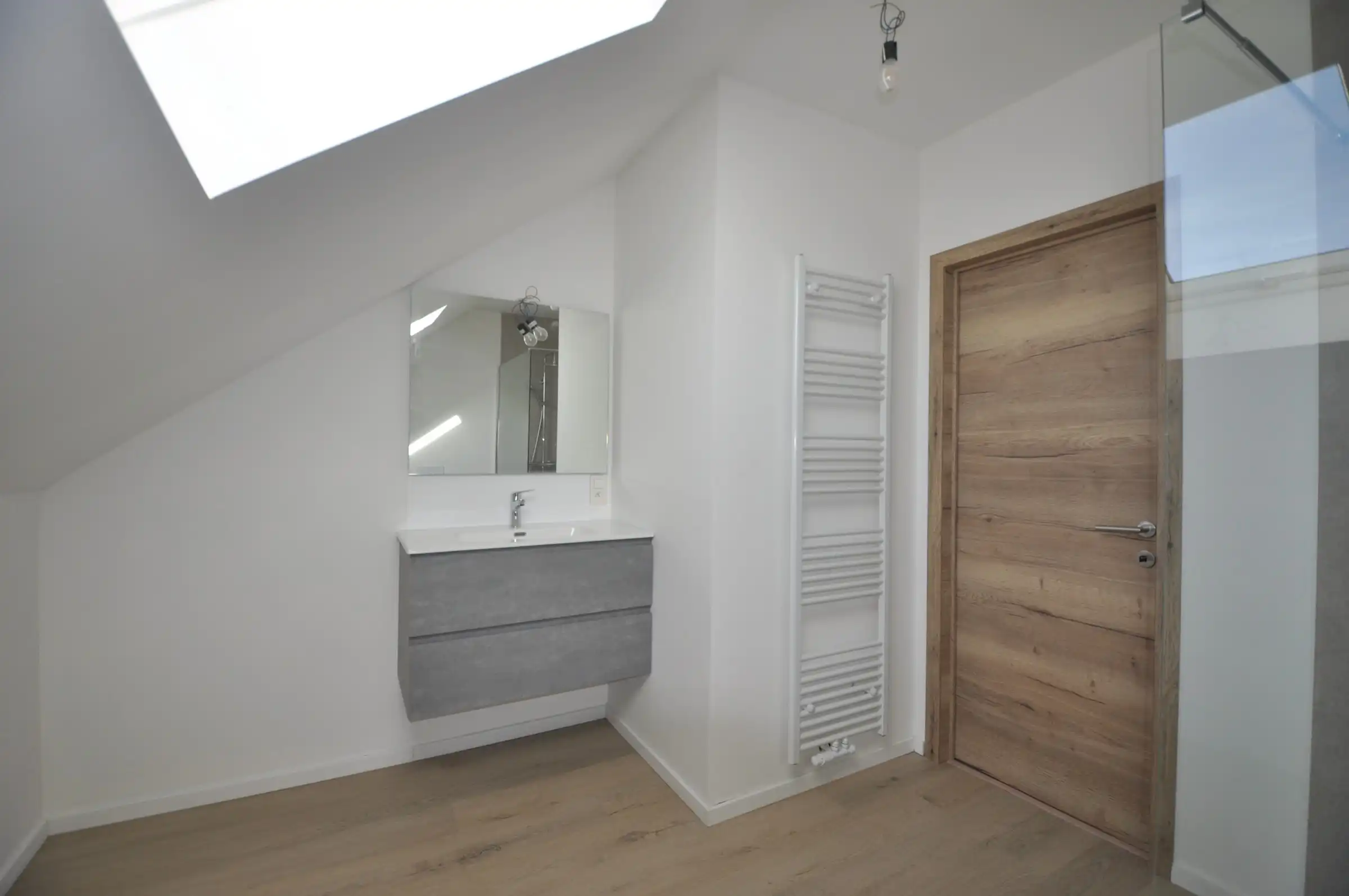Gerenoveerd huis vlak bij de zee ! foto 16