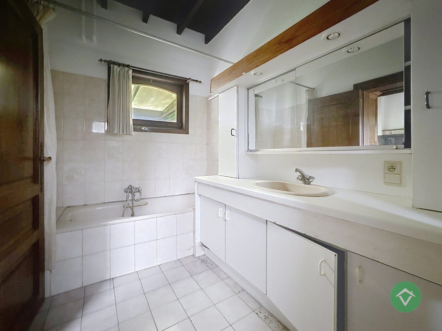 Alleenstaande woning met 4 slaapkamers te Koekelare foto 19