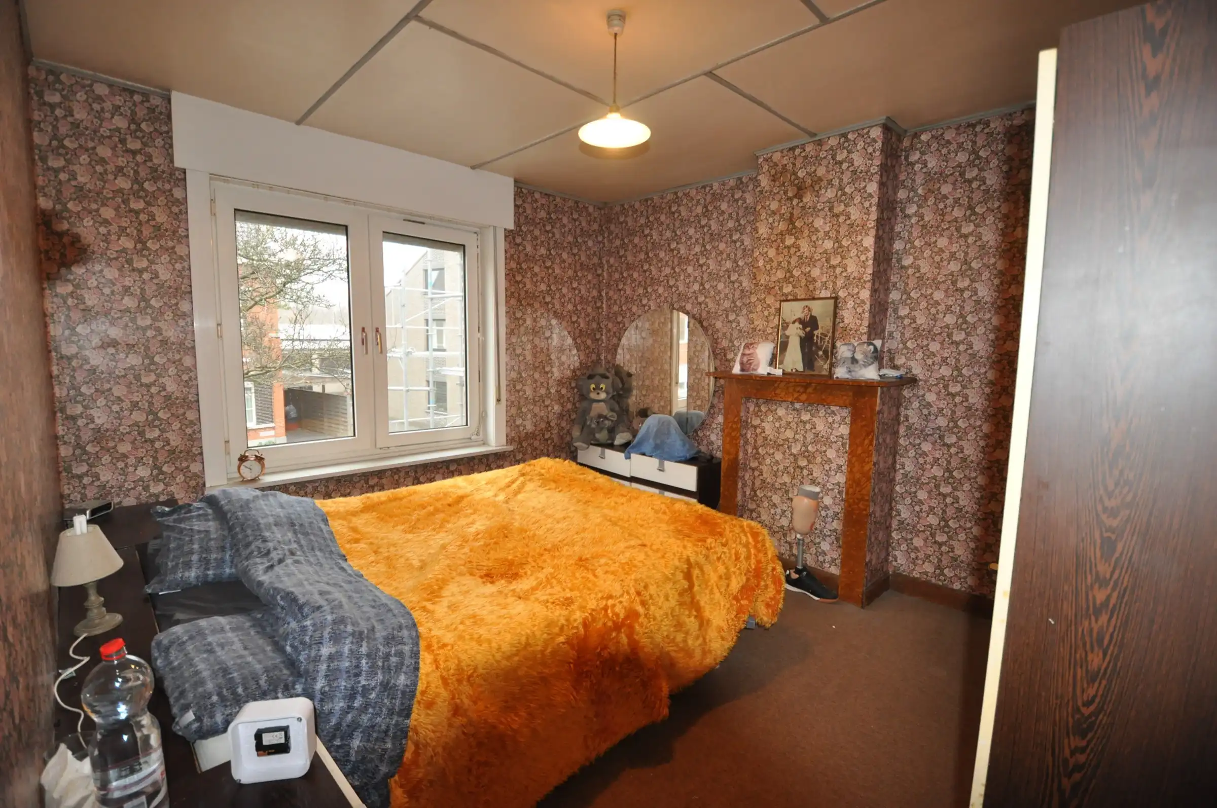 Te renoveren woning met grote zongerichte tuin ! foto 7