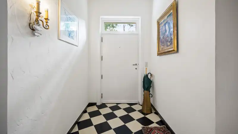Karaktervolle villa van 325m² met 5 slaapkamers op 24 are foto 26