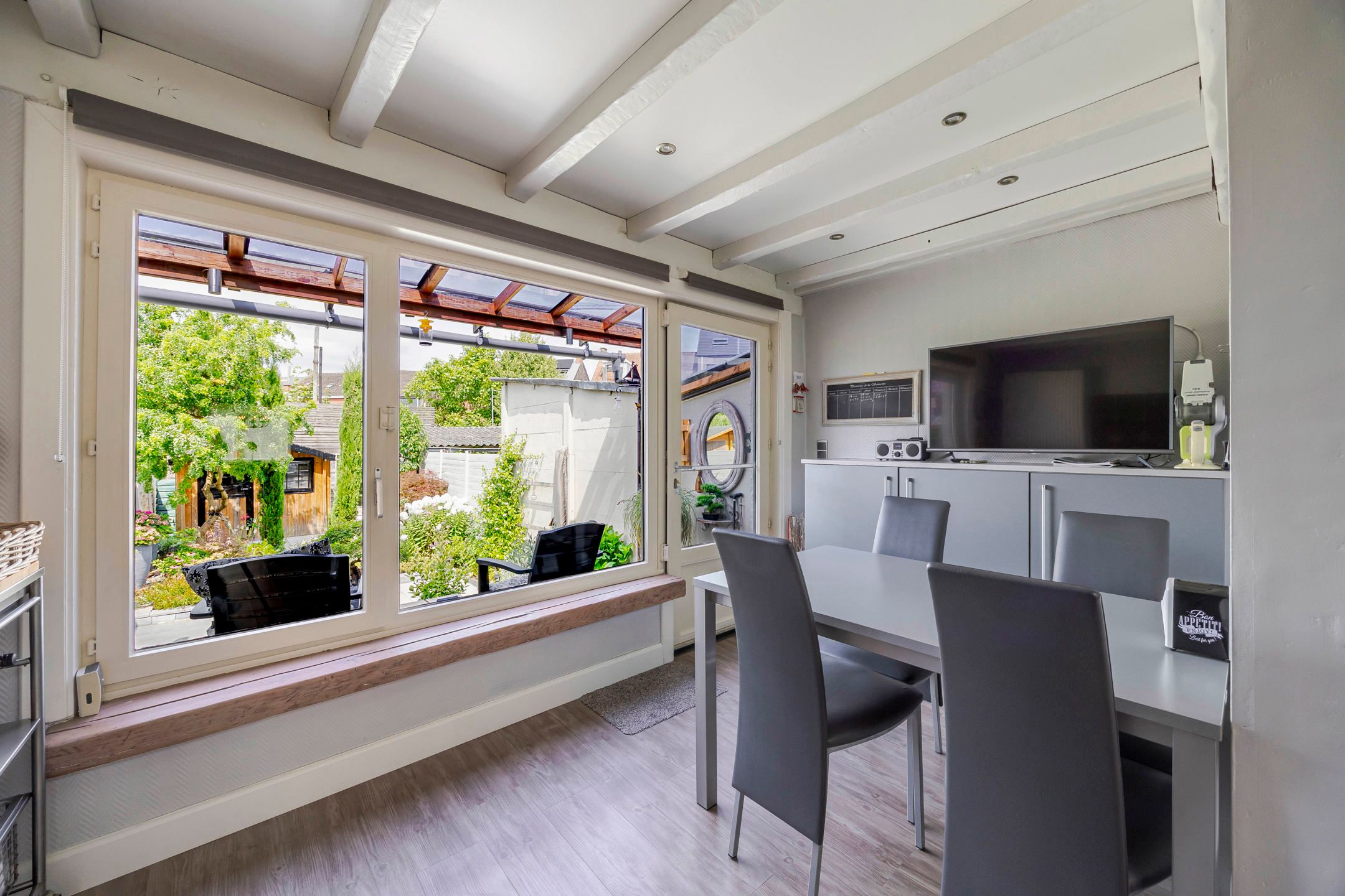 Instapklare rijwoning op uitstekende locatie foto 10