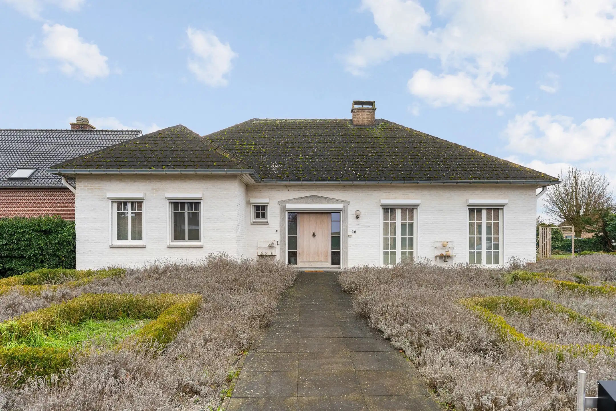 Karakteristieke woning te Kesselt op 8a92ca foto {{pictureIndex}}