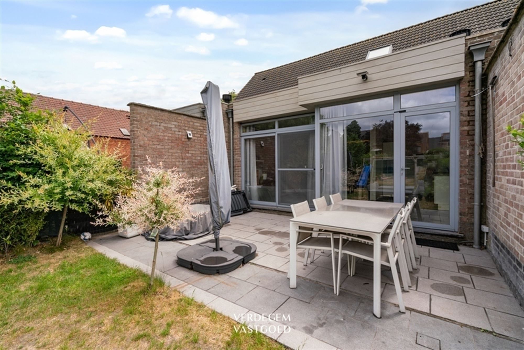 Instapklare woning met tuin, 3 slaapkamers en garage foto 12