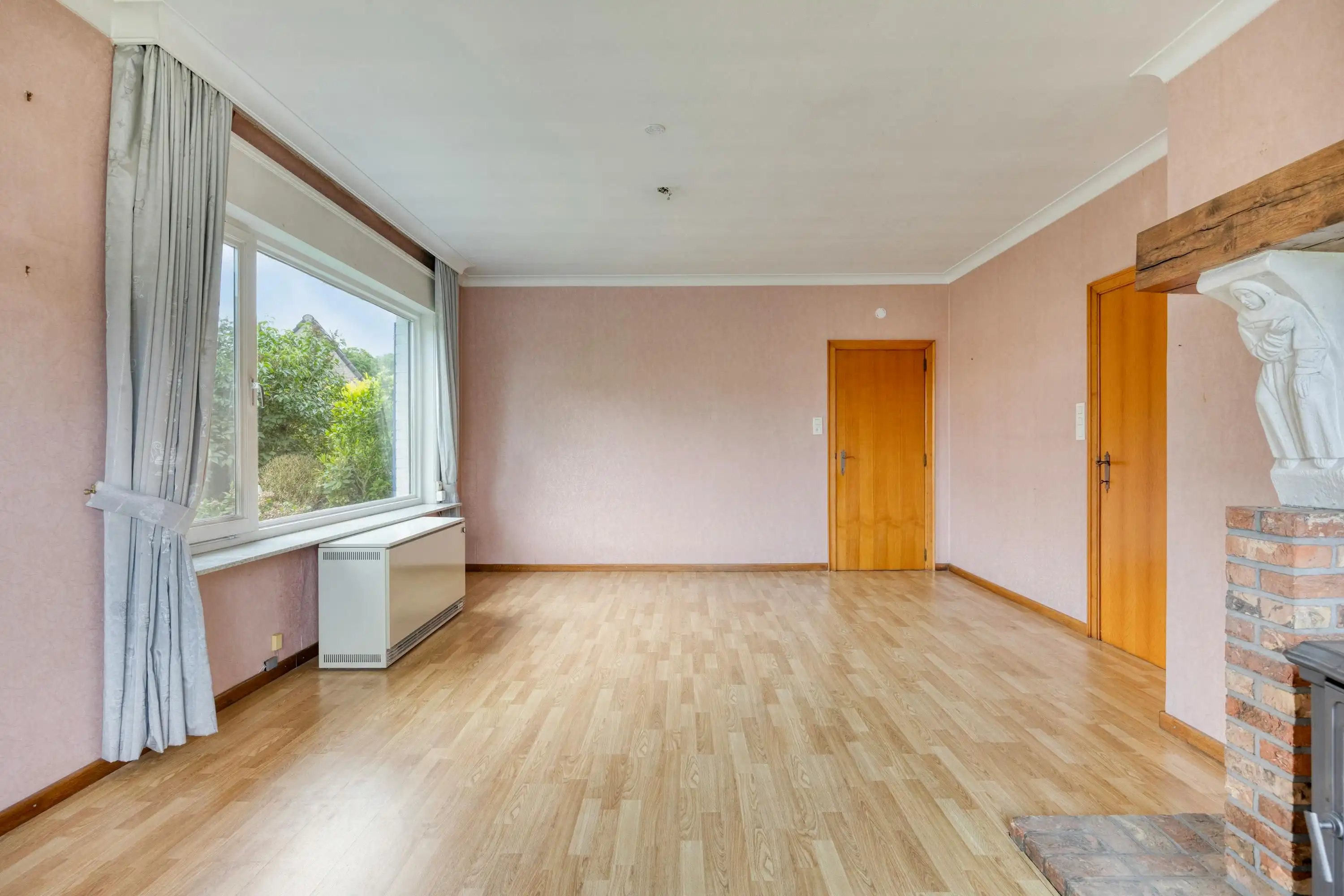 Te renoveren huis met 3 slaapkamers te koop in Ursel foto 5