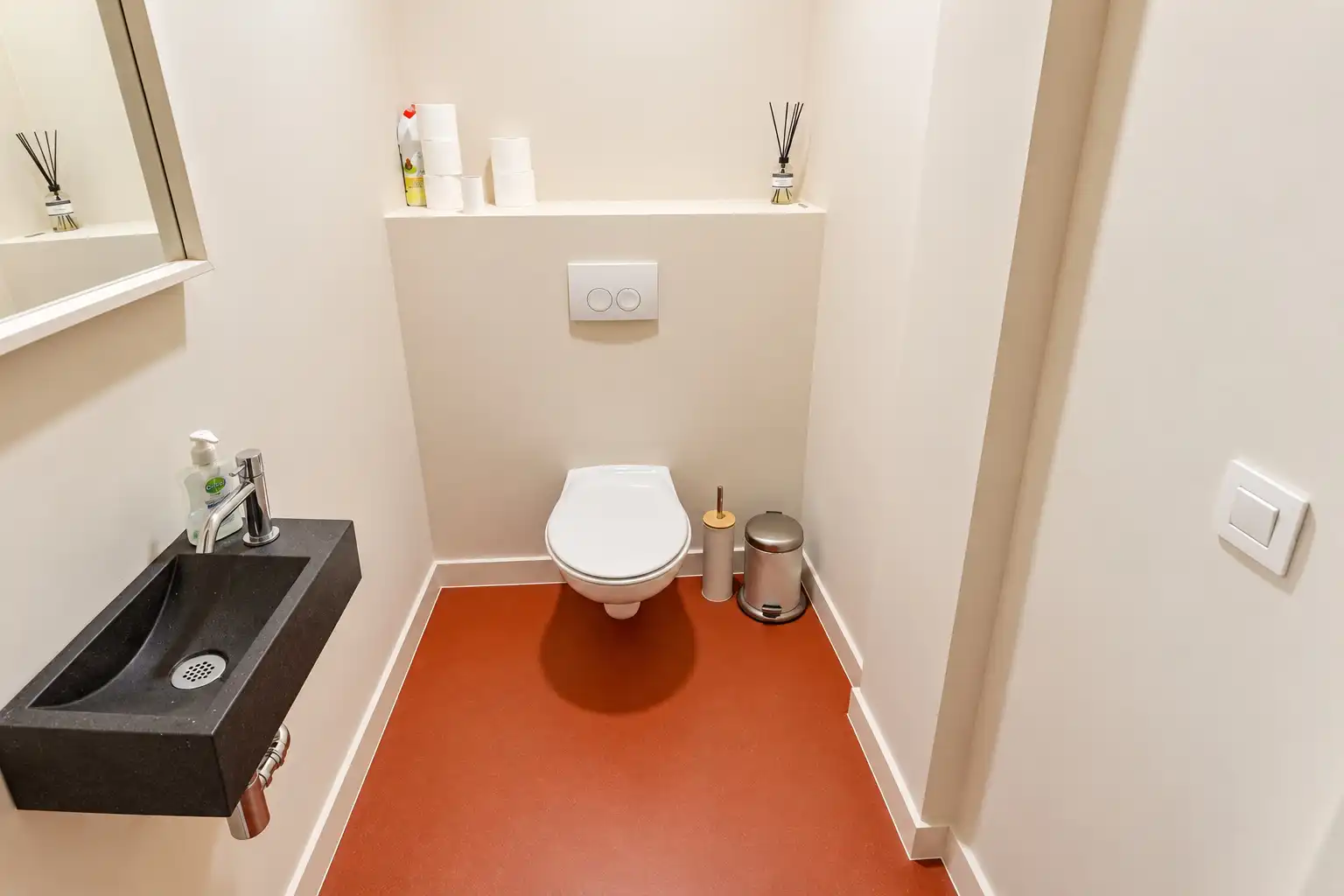 All-in polyvalente ruimte met gemeenschappelijke keuken foto 8