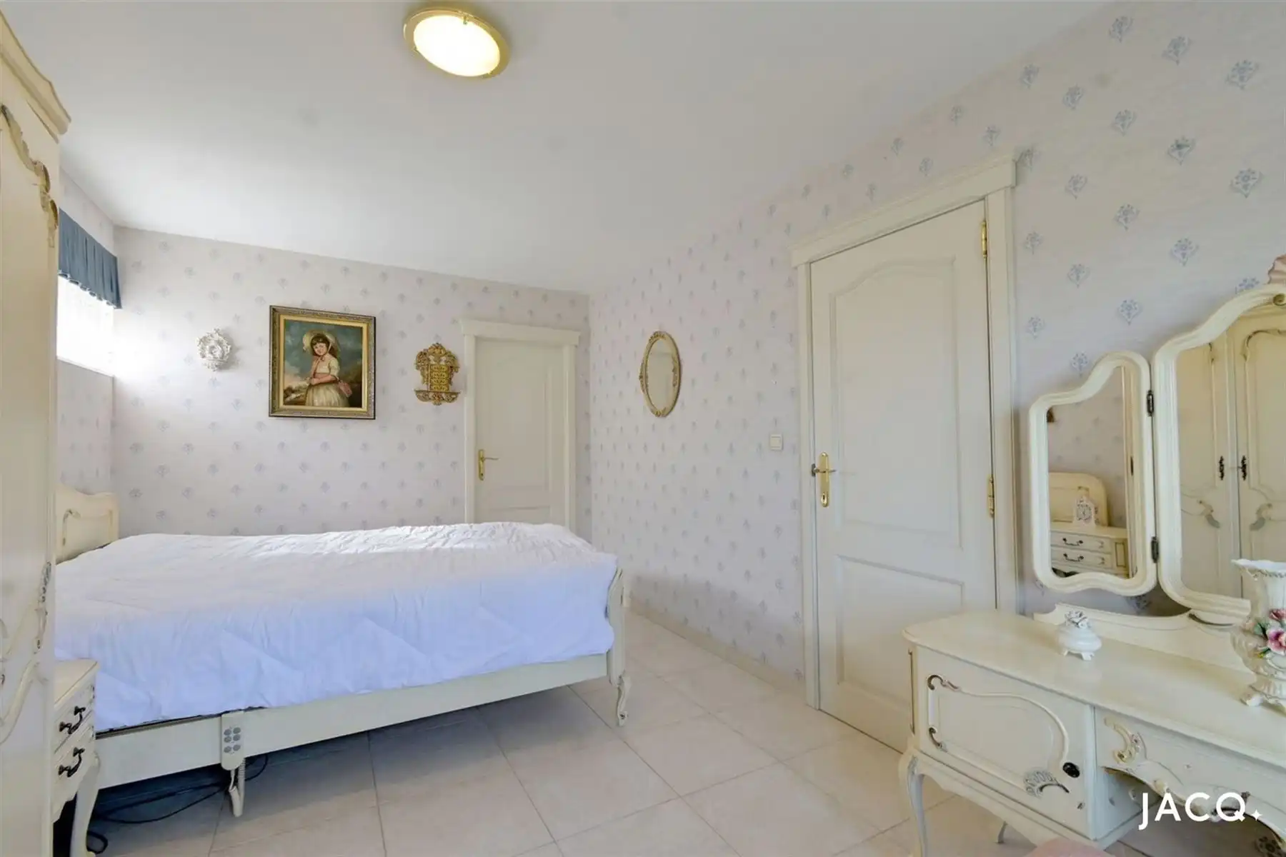 Ruime villa met 4slpk's op een prachtig perceel van 1203m²! foto 13