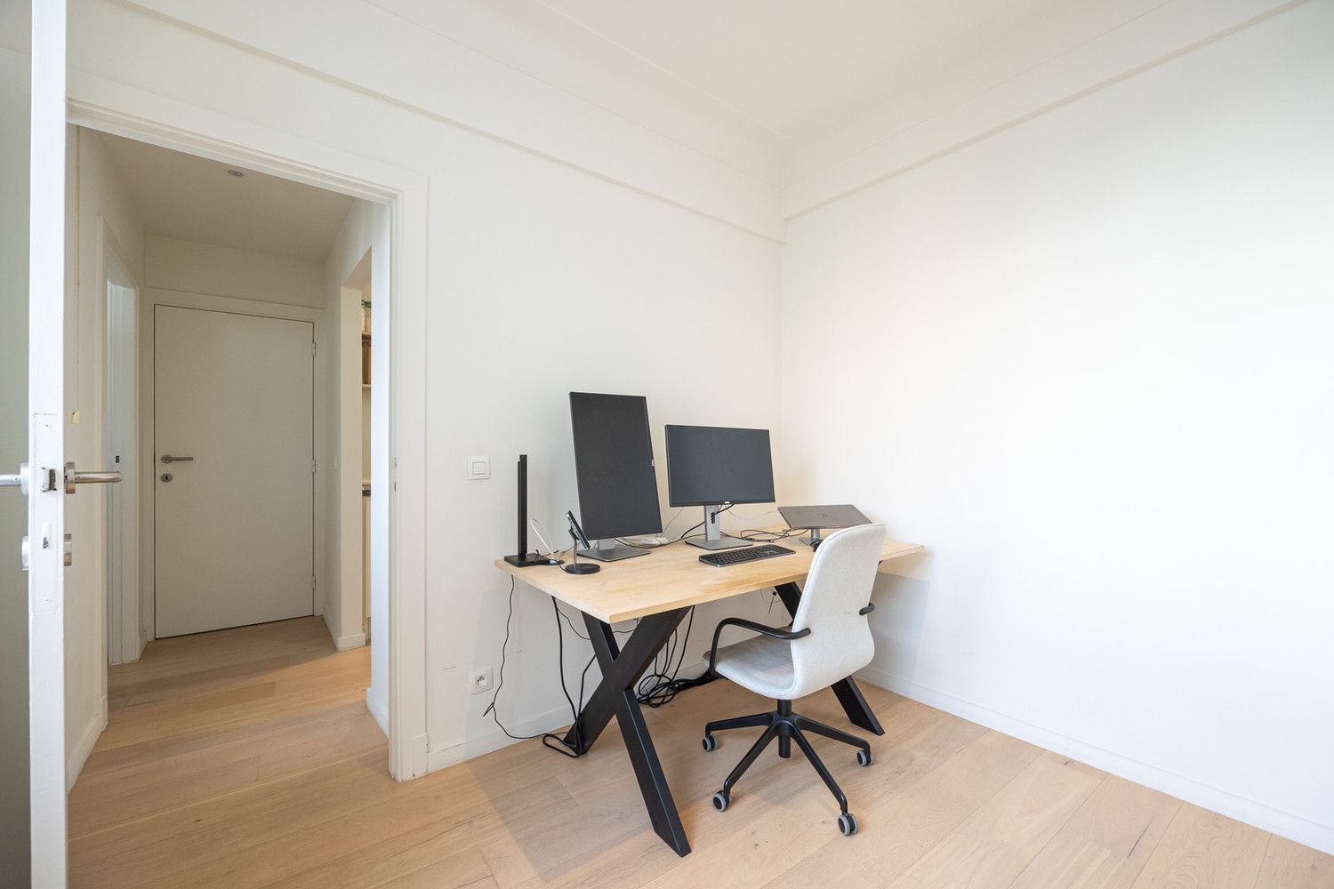 Totaalgerenoveerd appartement aan de Vogelenmarkt (90m²) in mooi Art-décogebouw te hartje Antwerpen foto 21