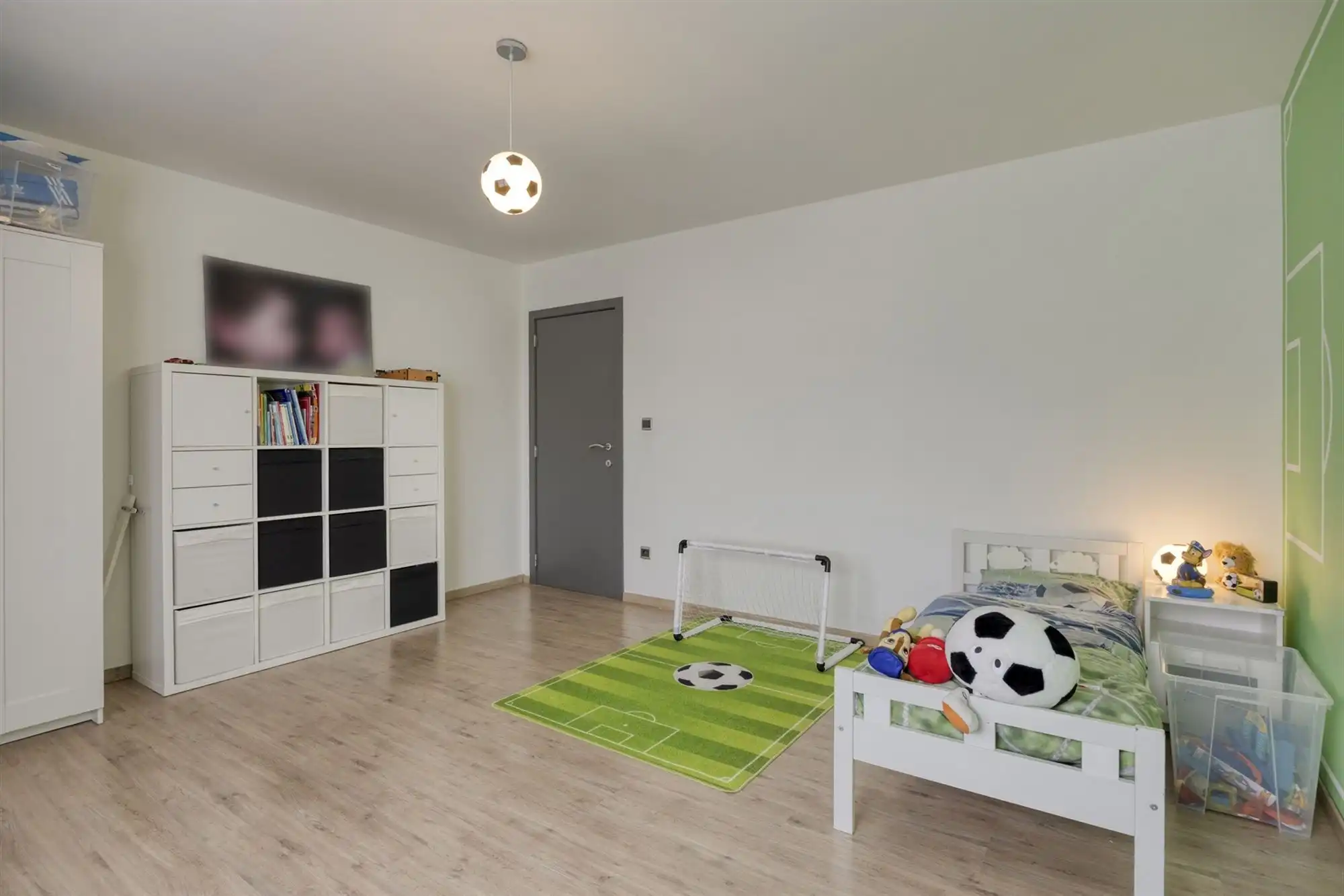 Ruime energiezuinige gezinswoning met 4 slaapkamers foto 27