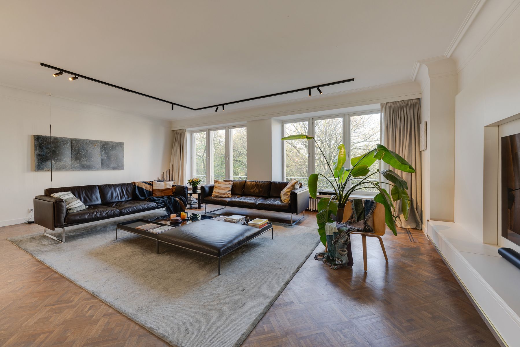 Instapklaar appartement met buitenruimte aan het Albertpark foto 16