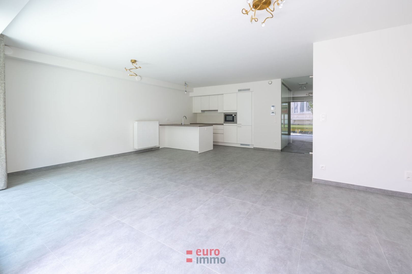 Zéér centraal gelegen appartement in hartje Oostende! foto 3