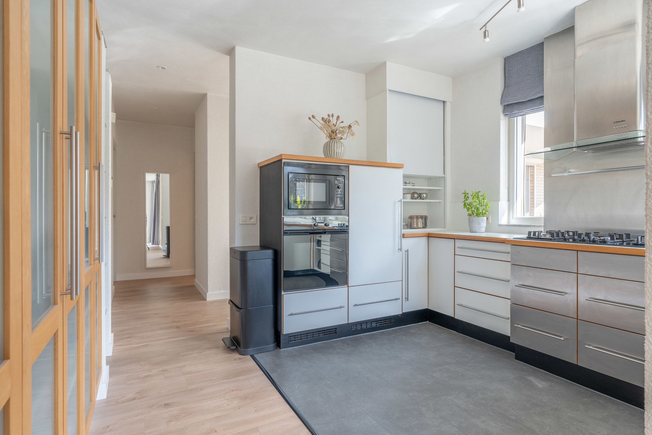 Unieke instapklare villa op 1500 m² te Oud-Turnhout foto 11