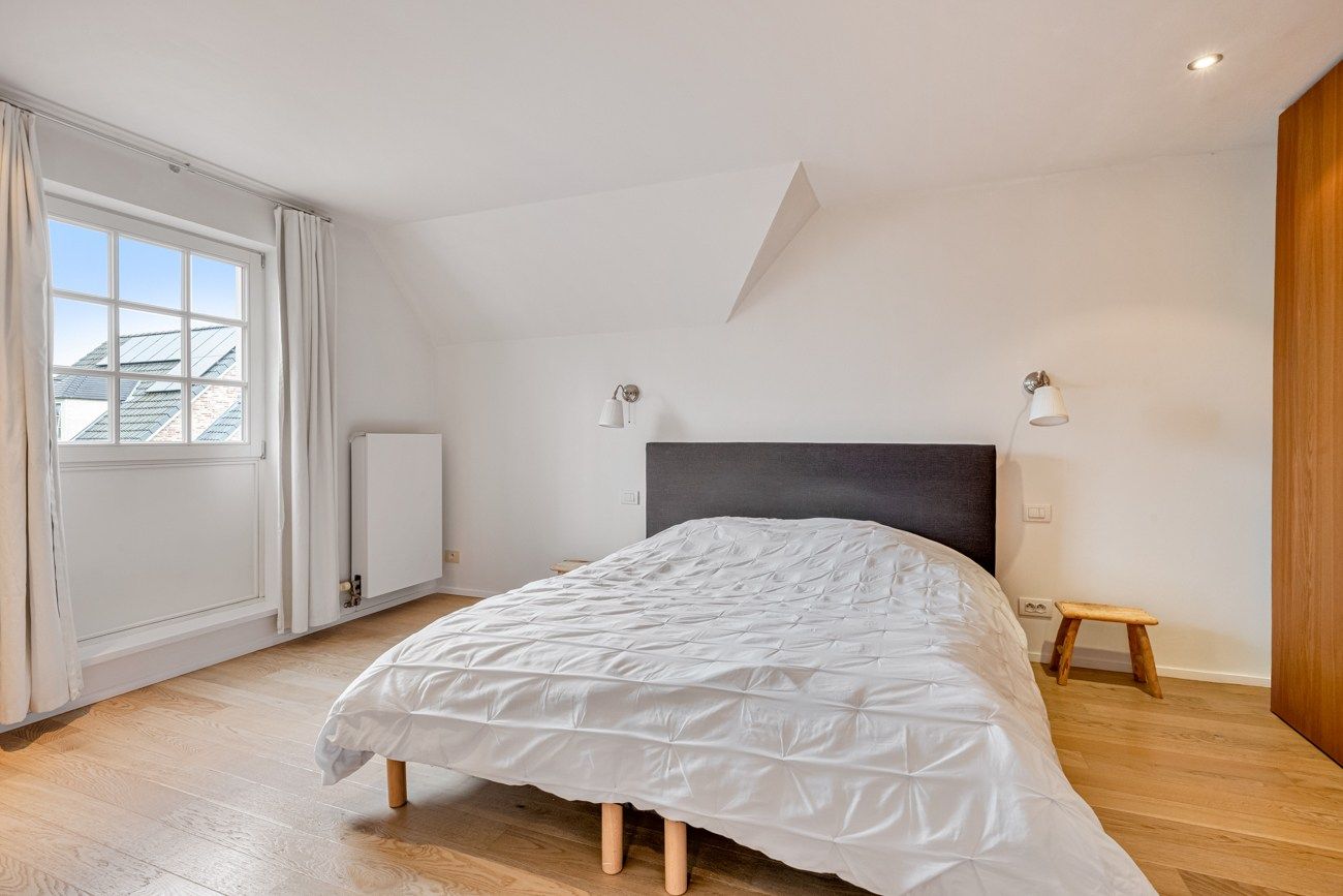 Instapklare halfopen bebouwing met 4 slaapkamers in Oostakker foto 20