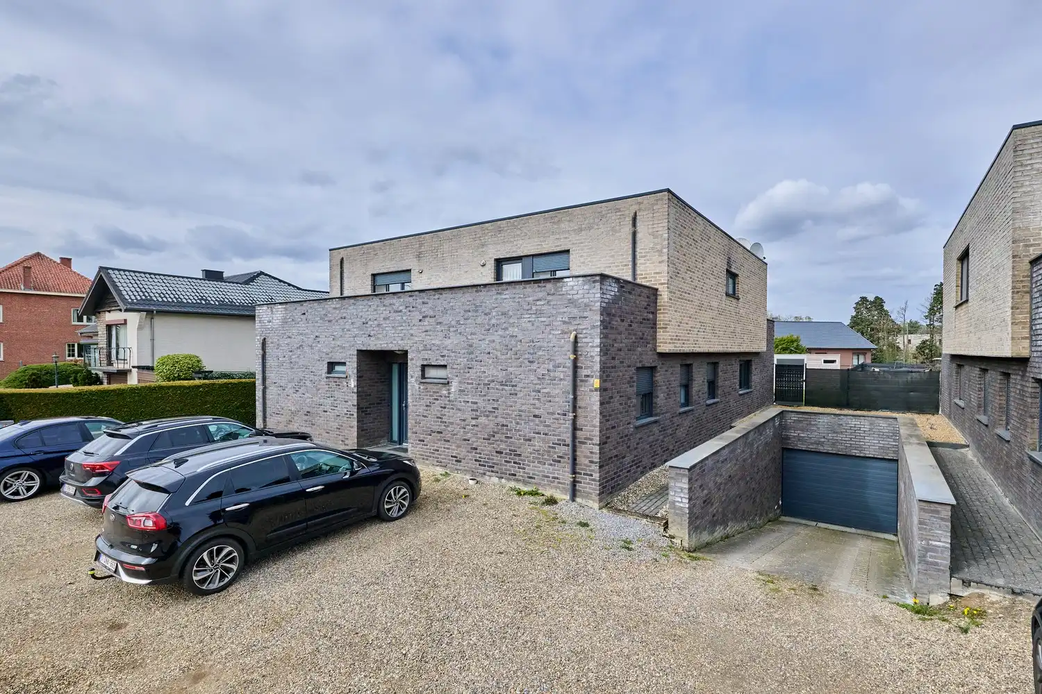 Gezellig appartement met 2 slaapkamers, terras en tuintje foto 2