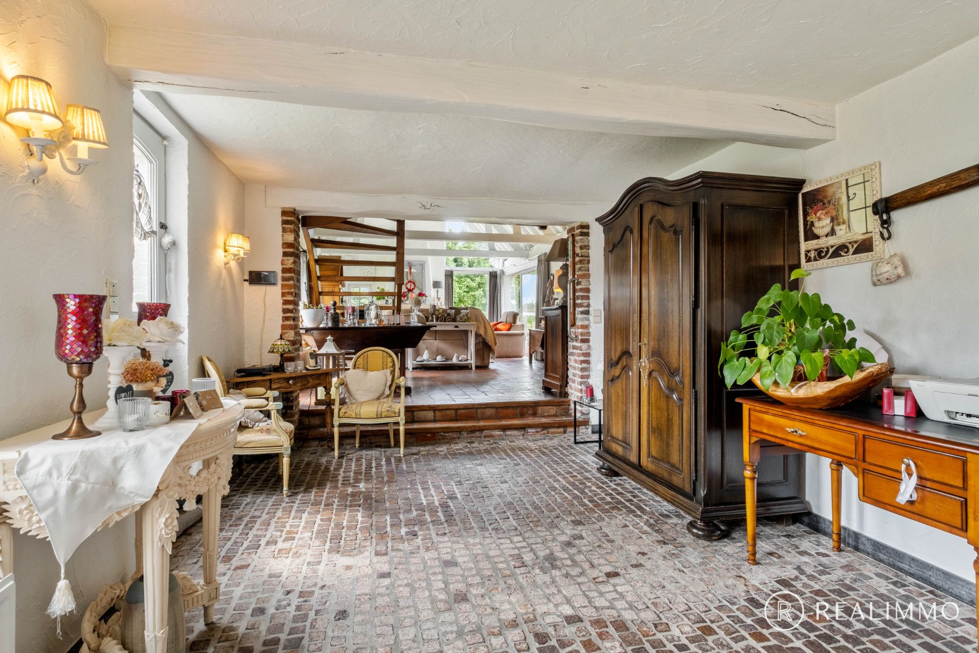 Wonen in alle rust op meer dan 1,2 hectare! foto 10