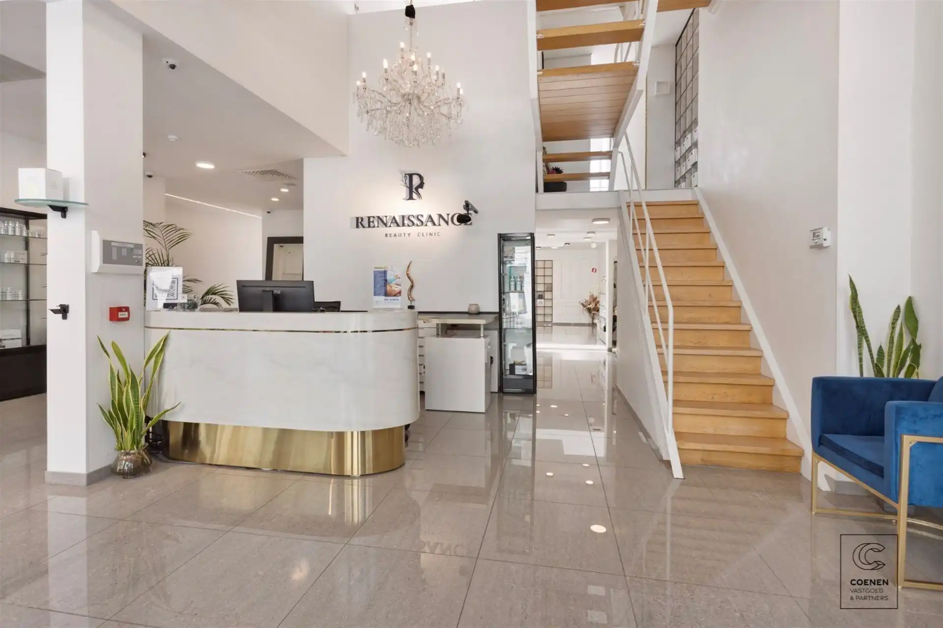 Prachtige handelsruimte met een bruikbare oppervlakte van 355 m² op een SCHITTERENDE locatie te Berchem! foto 4