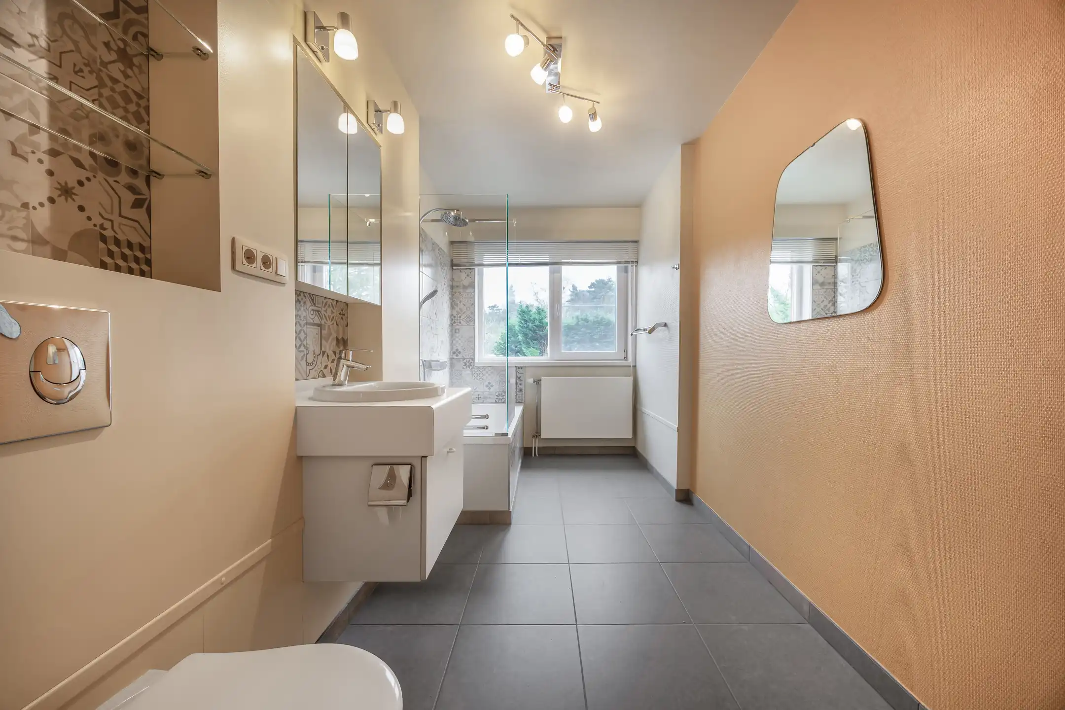 Ruime halfopen woning op zuidgericht perceel van 752 m² foto 16