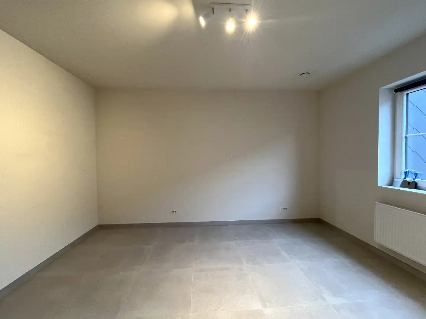 Mooie 4-slpk woning in centrum Oekene foto 15