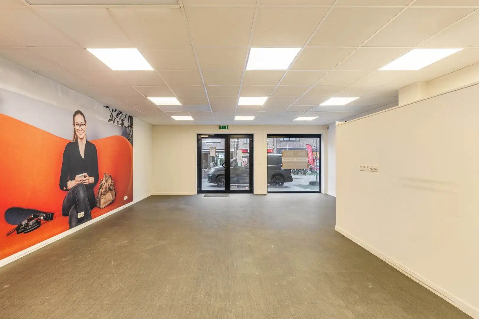 EXCLUSIEVE KANS: HANDELSGELIJKVLOERS TE KOOP IN DE VERNIEUWDE VREDELAAN, HOUTHALEN-HELCHTEREN foto 16