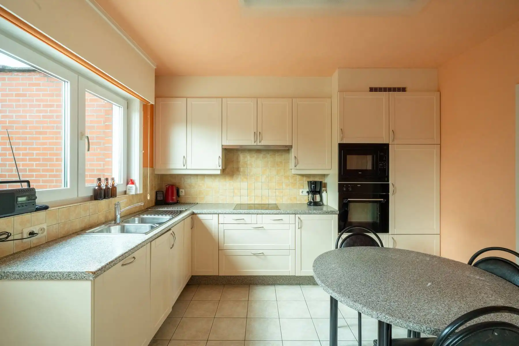 Instapklare woning met 3 slpks en tuin met landelijk zicht foto 9