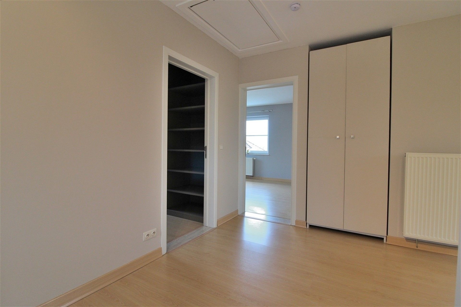 Rustig gelegen villa met ruime tuin foto 13