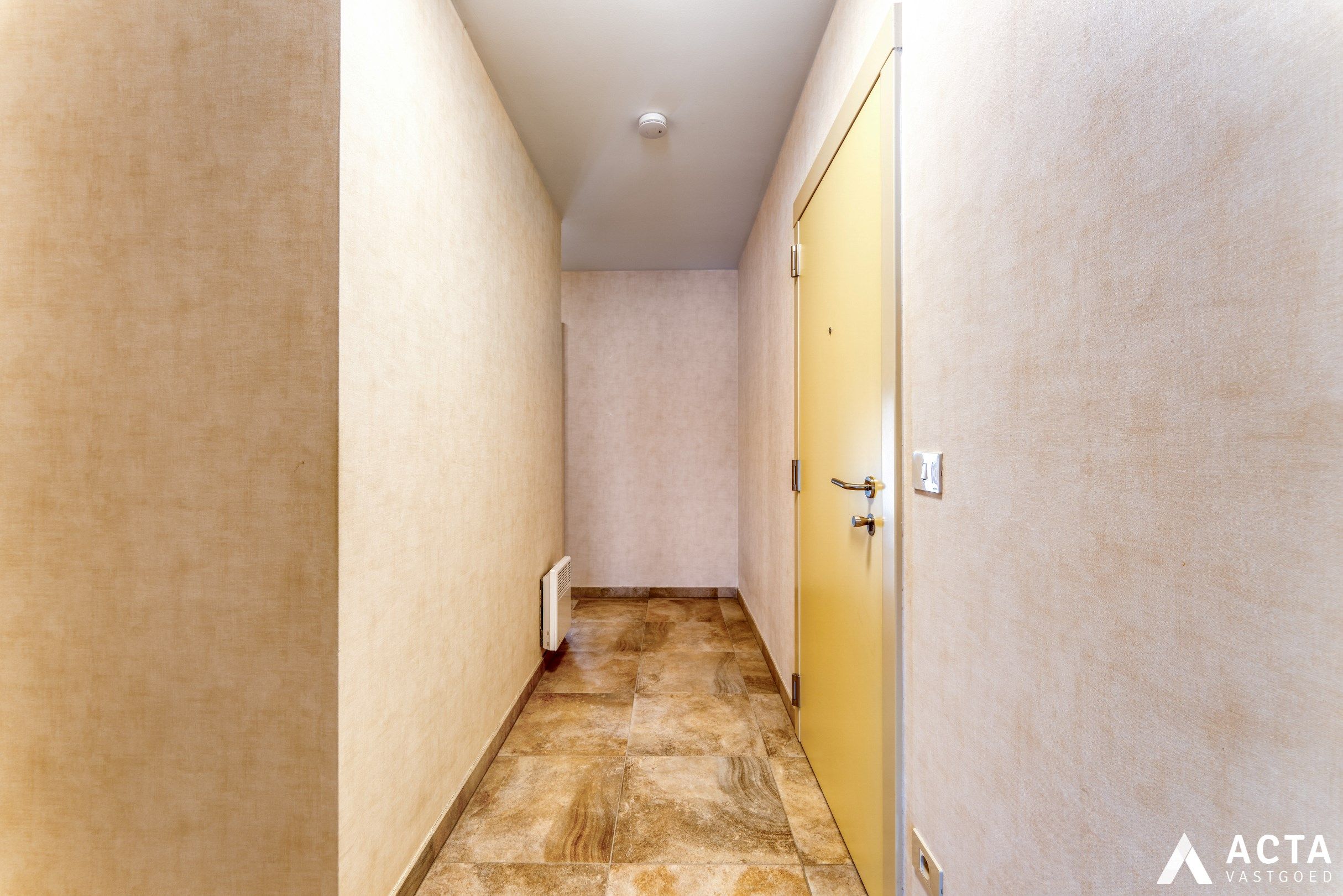 Ruim woon appartement met twee slaapkamers in centrum van Oostende foto 4