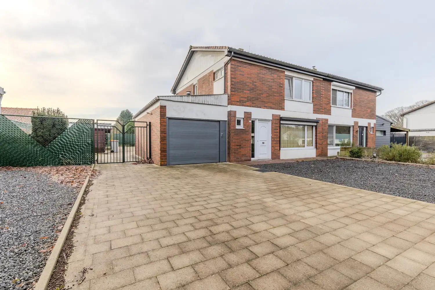 Halfopen bebouwing met drie slaapkamers op een perceel van 5a16ca in Lanaken foto 28