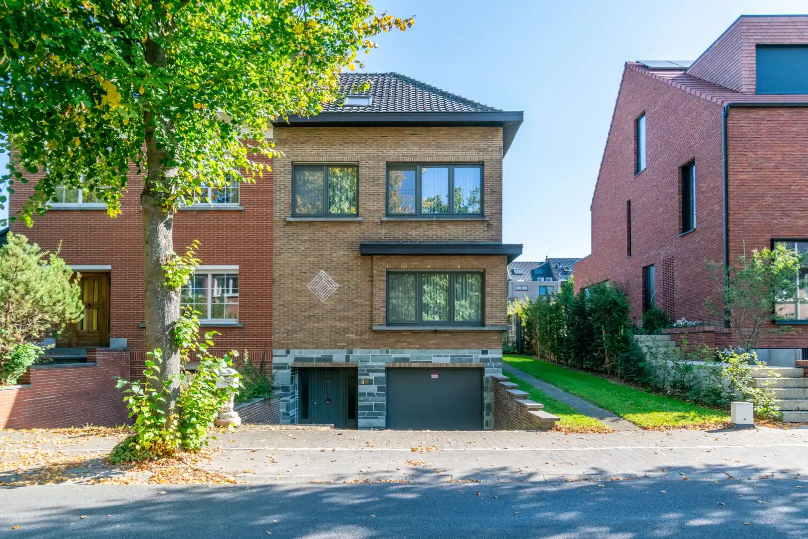 RUIME WONING (EPC: C) MET 3 SLAAPKAMERS, GARAGE & TUIN ! foto 2