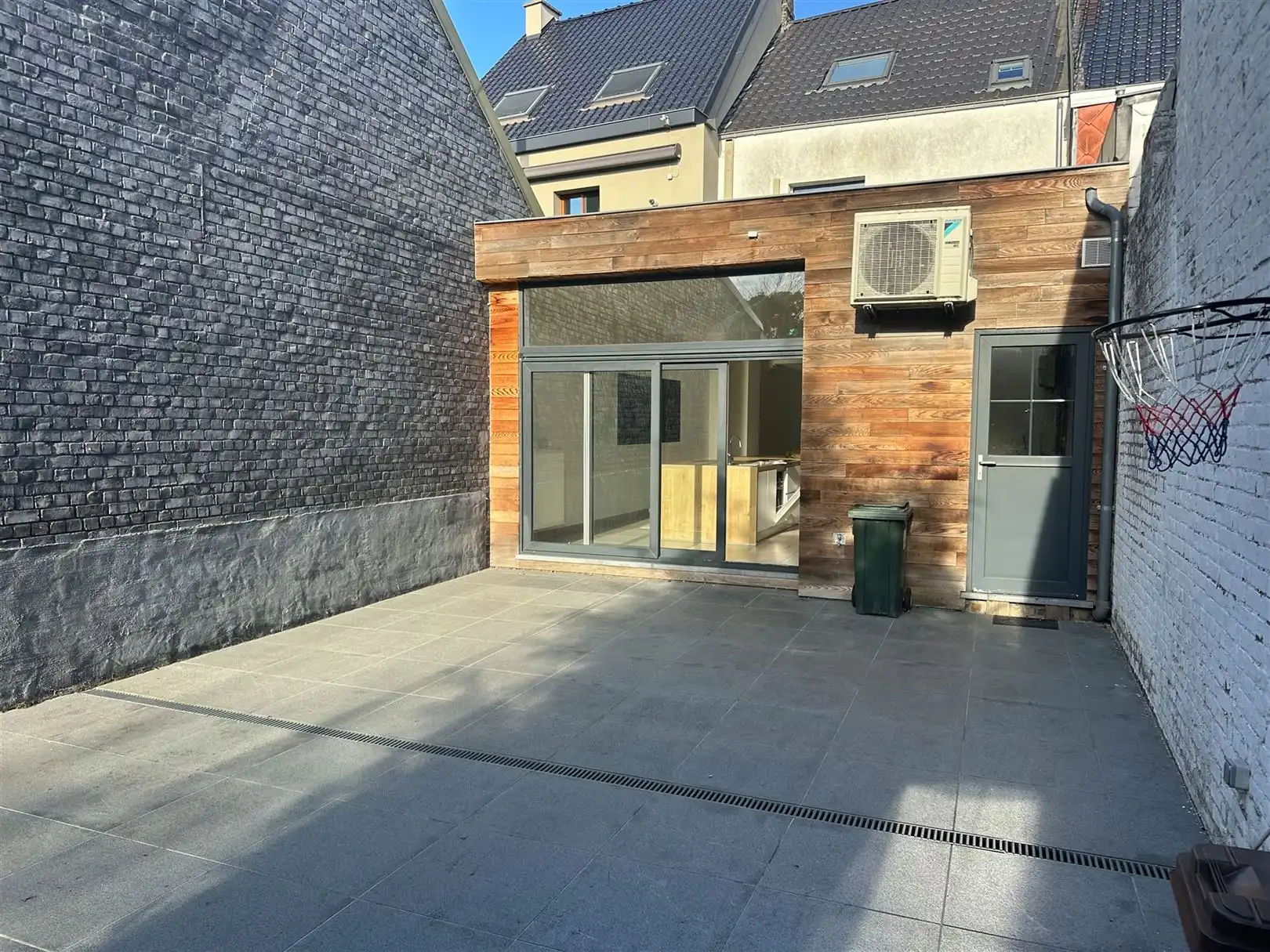 Gerenoveerde instapklare woning TE HUUR in Leupegem foto 11