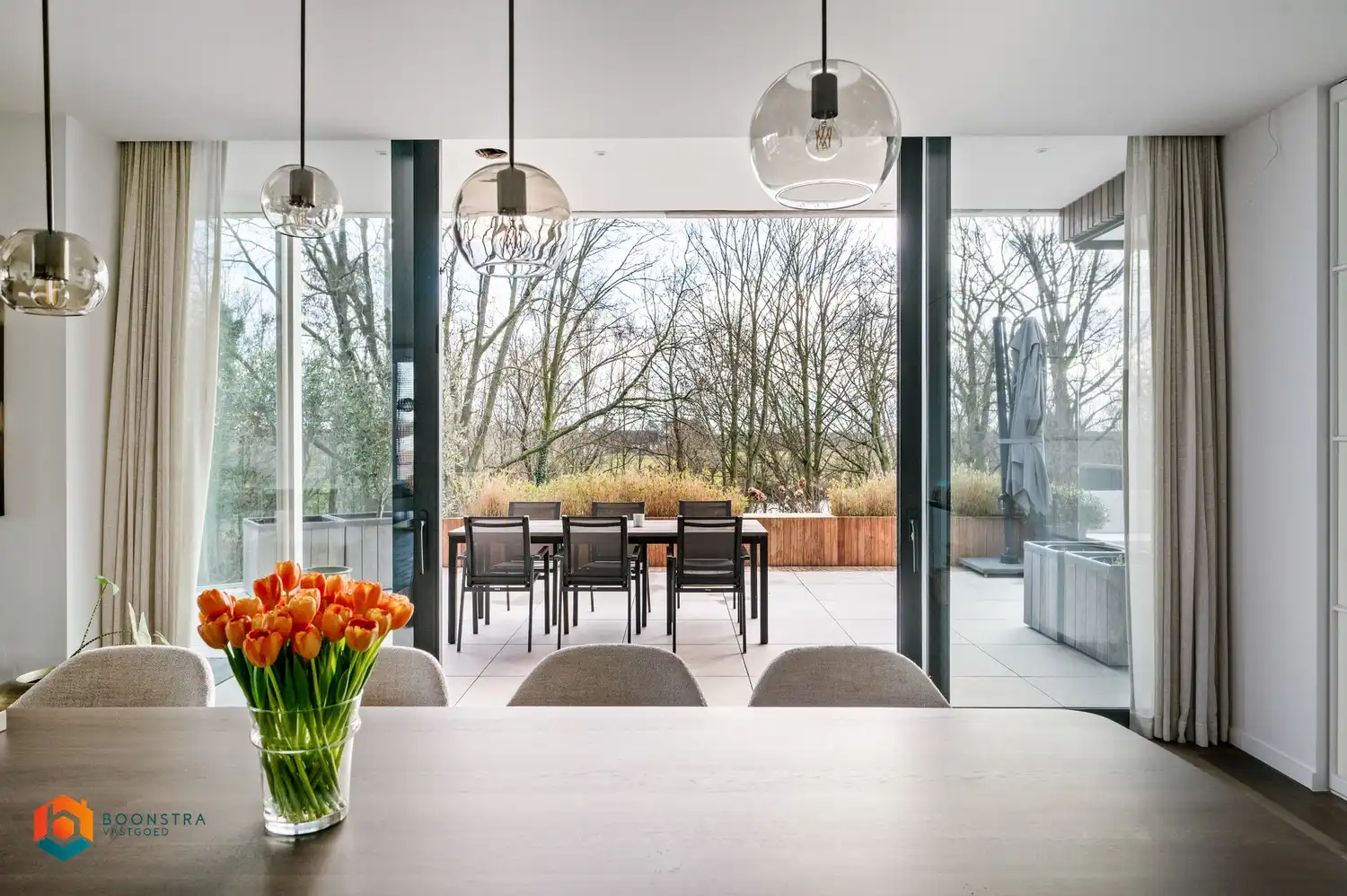 Exclusieve penthouse met 5 slpkrs, riant terras en ruime garage foto 7